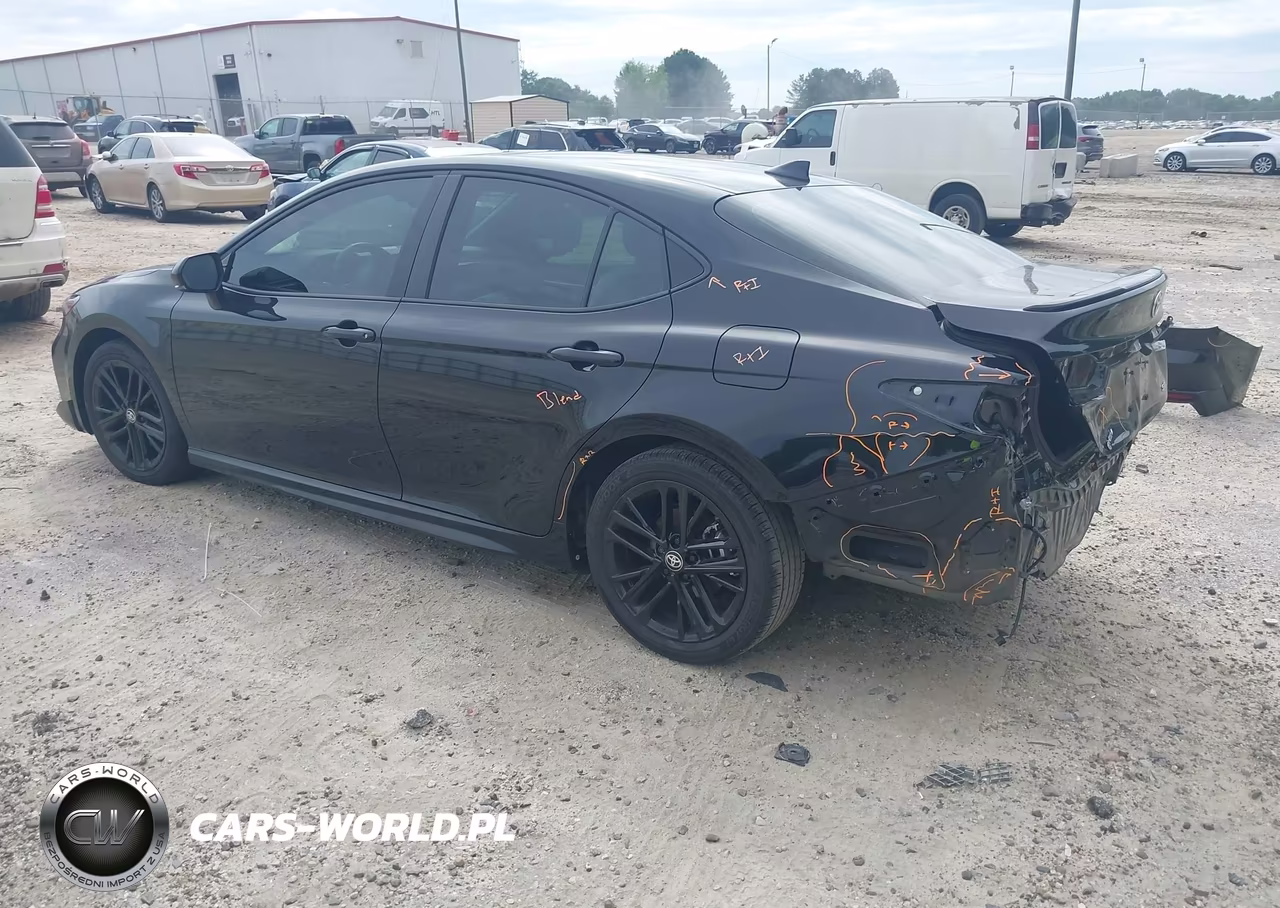 2025 Toyota Camry Se VIN:4T1DAACK7SU189979 - 3