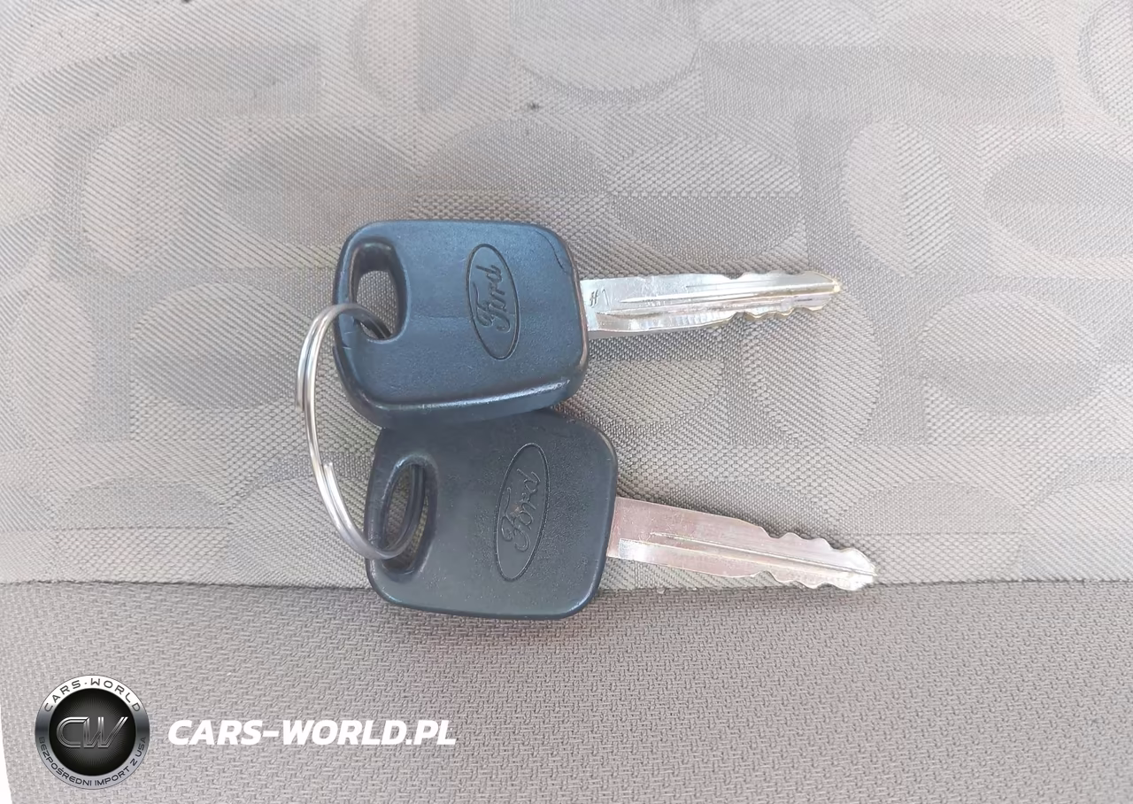 2005 Ford Focus Zx4 VIN:1FAFP34N85W181047 - 11