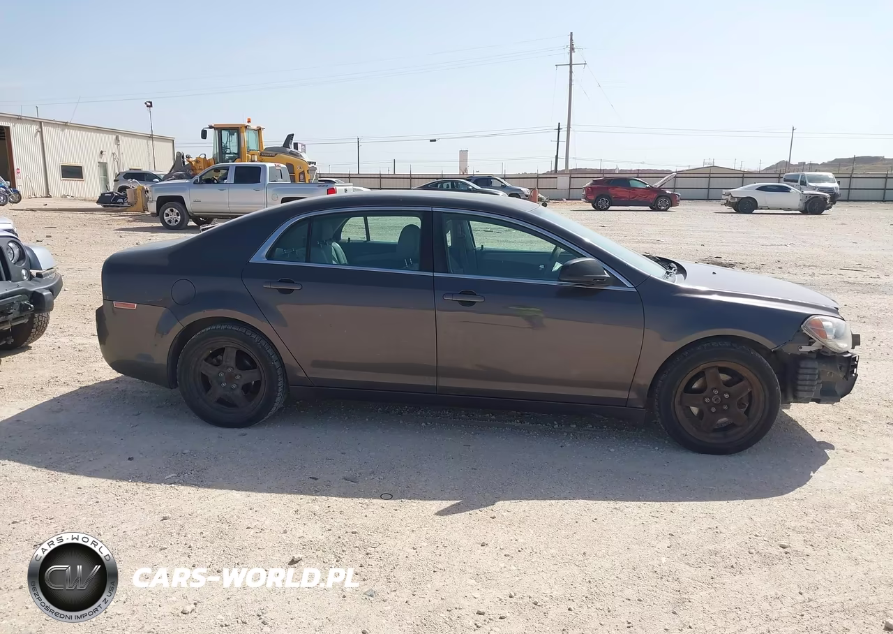 2010 Chevrolet Malibu Ls VIN:1G1ZA5E02AF289027 - 13