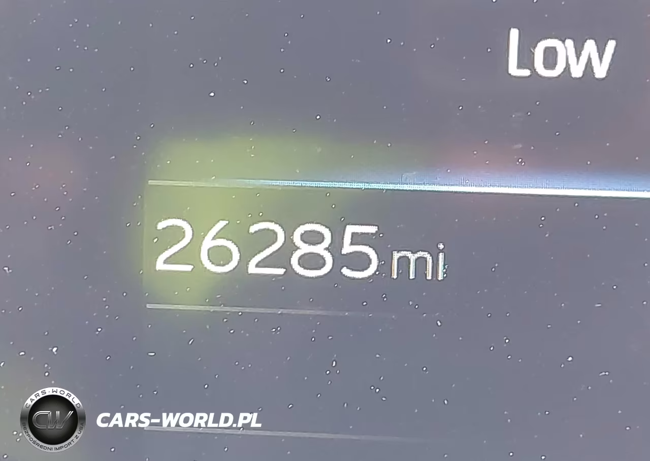 2025 Toyota Prius Le VIN:JTDACAAU1S3060664 - 15