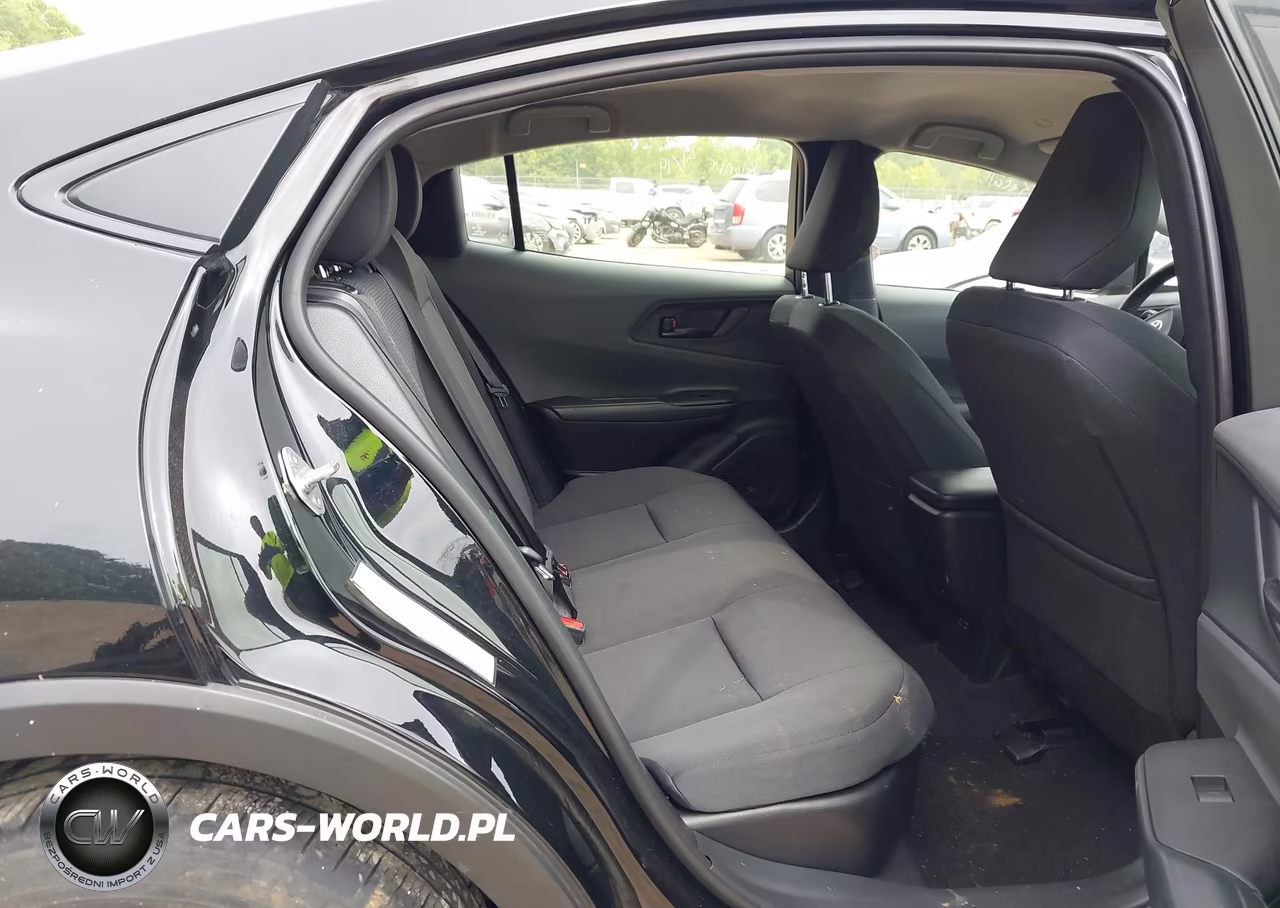 2025 Toyota Prius Le VIN:JTDACAAU1S3060664 - 8