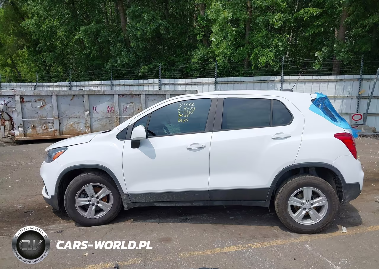 2019 Chevrolet Trax Ls VIN:3GNCJNSB3KL349365 - 14