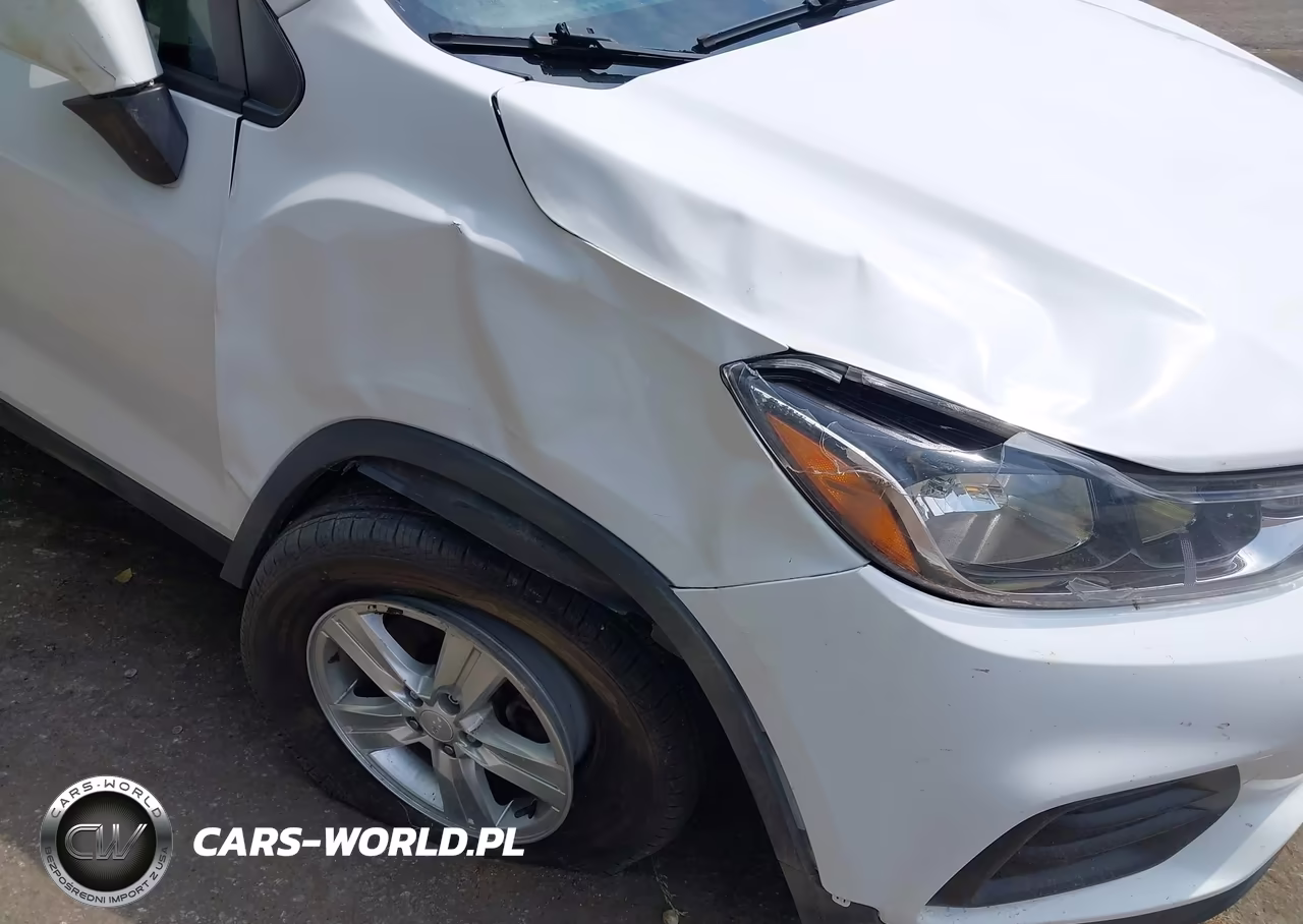2019 Chevrolet Trax Ls VIN:3GNCJNSB3KL349365 - 6