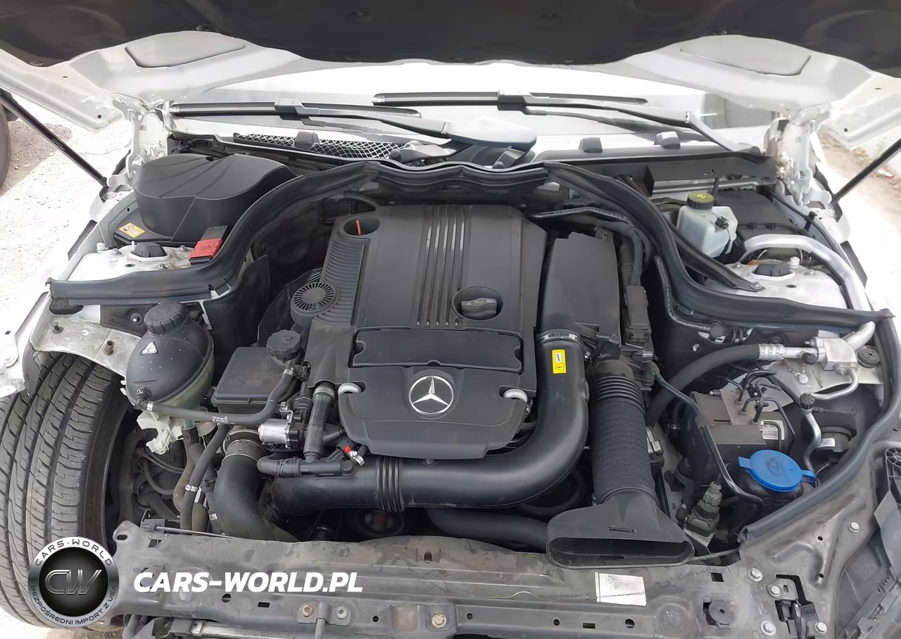 2014 Mercedes-Benz C 250 Sport VIN:WDDGF4HB0EA943104 - 10