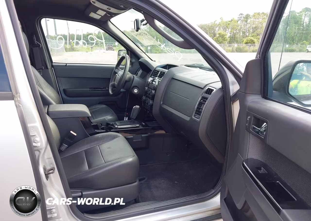 2010 Ford Escape Xlt VIN:1FMCU0D71AKD24794 - 5