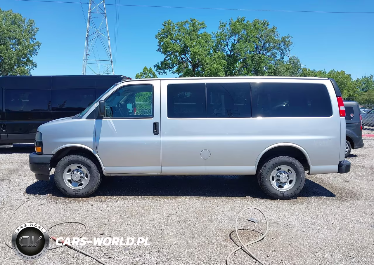 2019 Chevrolet Express 2500 Ls VIN:1GAWGEFG5K1332318 - 14