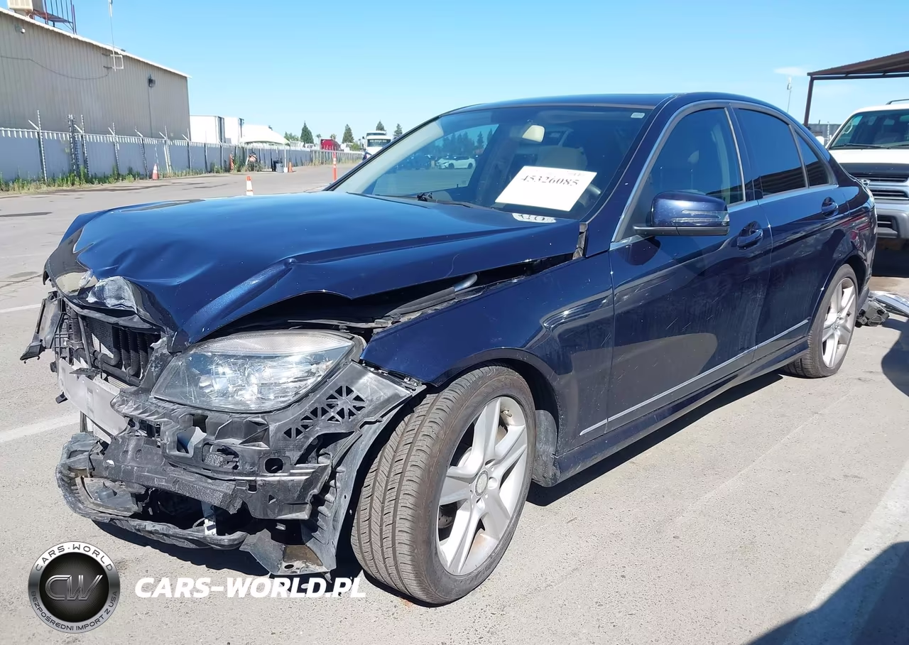 2011 Mercedes-Benz C 300 Sport VIN:WDDGF5EBXBR136953 - 2