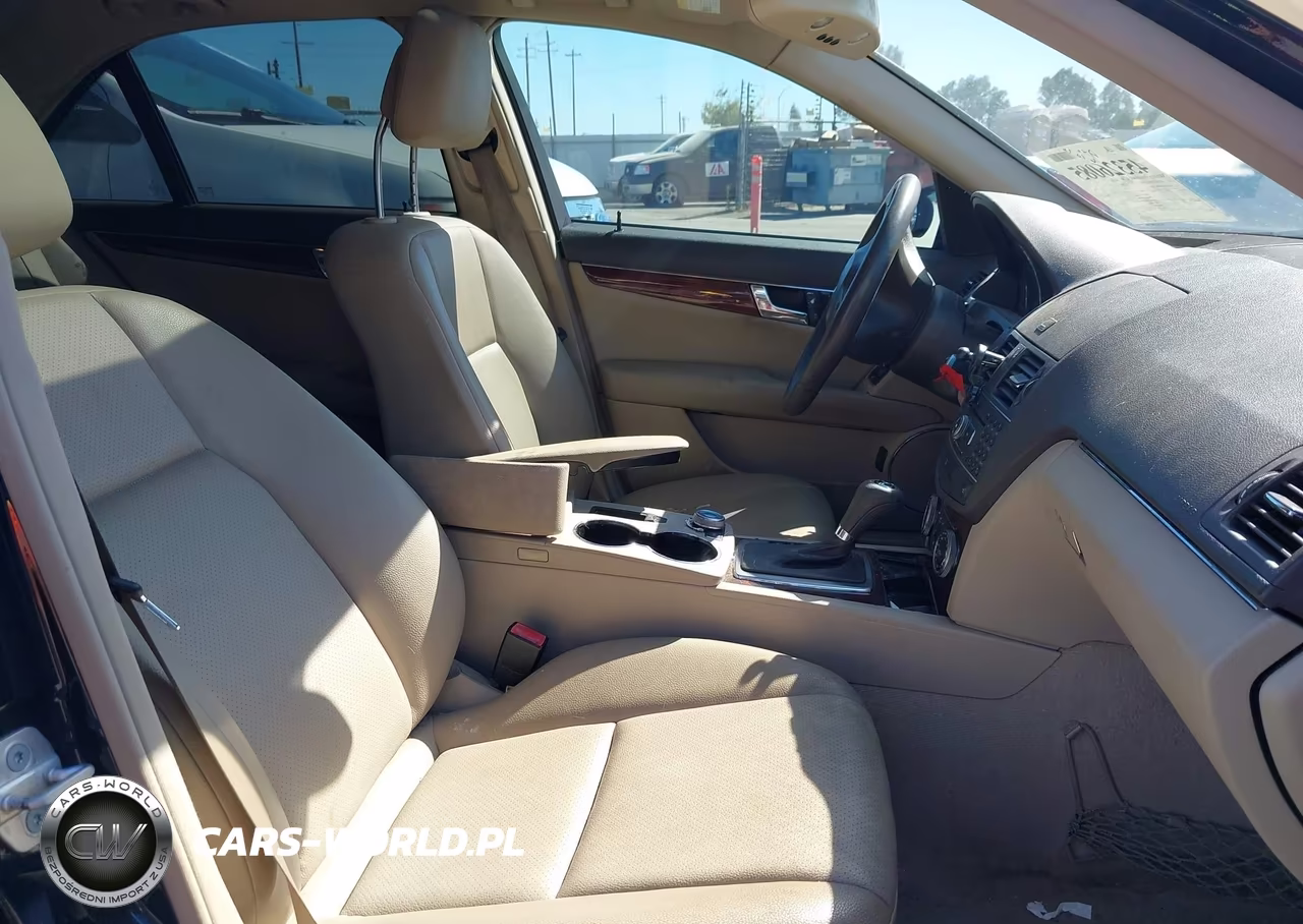 2011 Mercedes-Benz C 300 Sport VIN:WDDGF5EBXBR136953 - 5