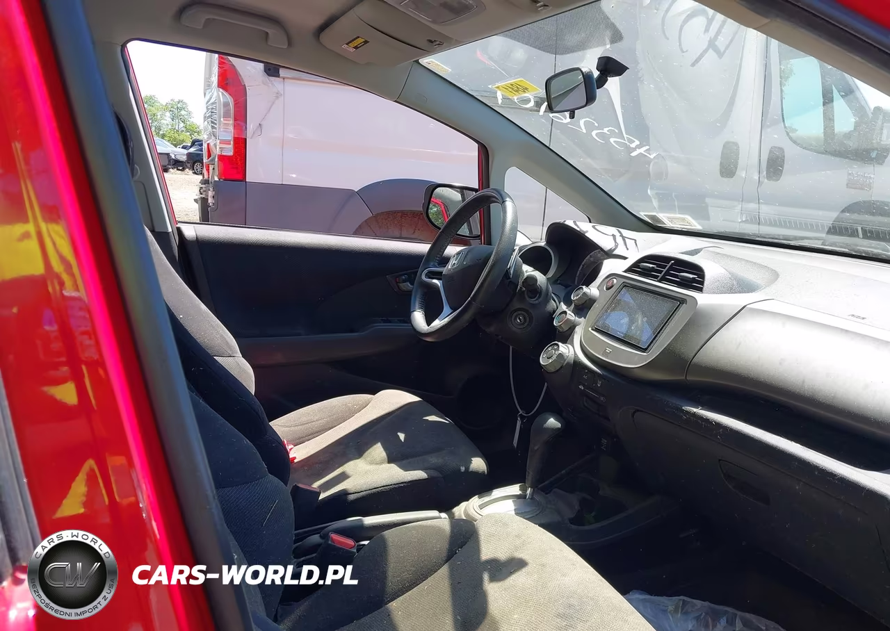2011 Honda Fit Sport VIN:JHMGE8H57BC017831 - 5