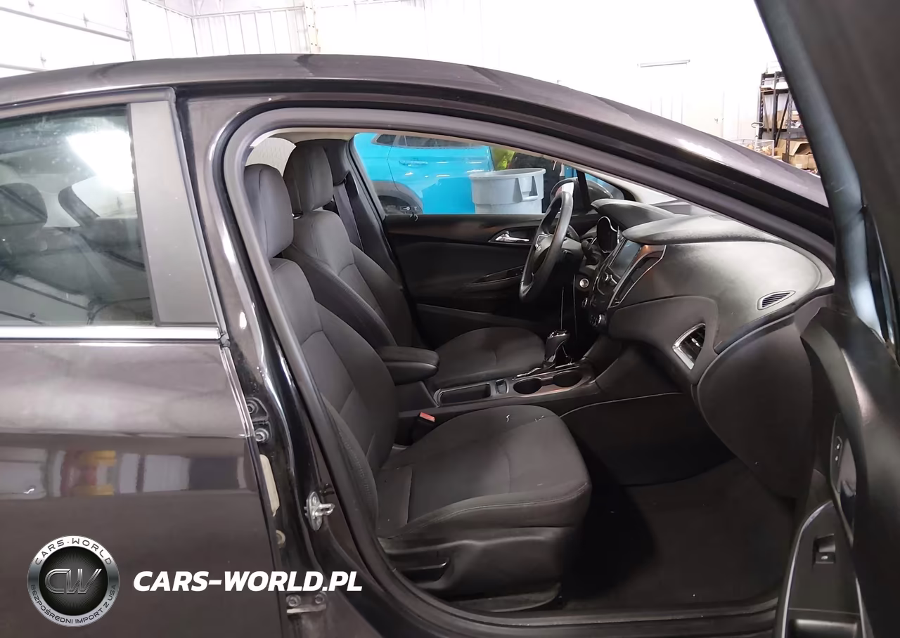 2017 Chevrolet Cruze Lt Auto VIN:1G1BE5SM6H7244965 - 5