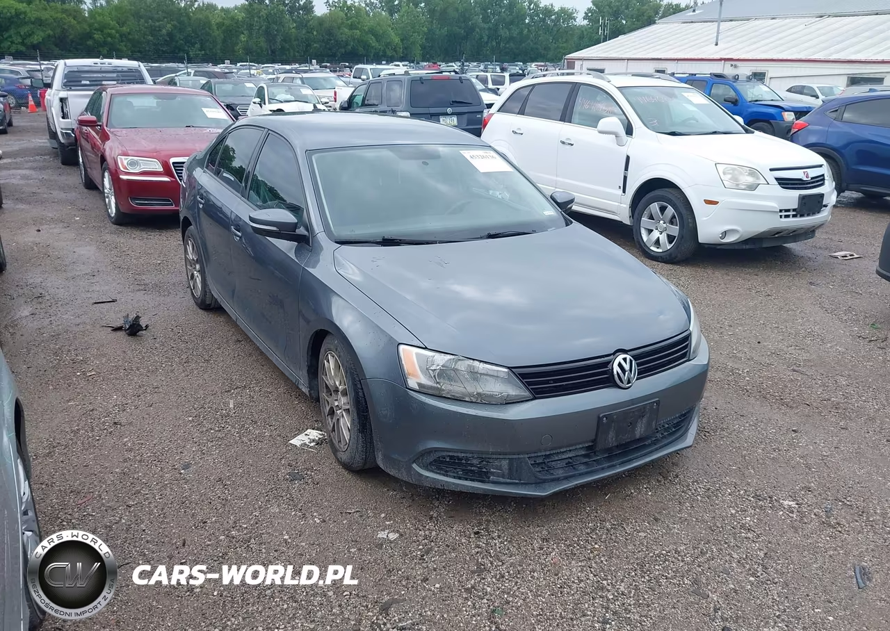 2012 Volkswagen Jetta 2.5L Se – zdjęcie 1 z 13