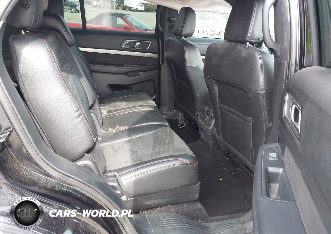 2019 Ford Explorer Xlt VIN:1FM5K8D8XKGA37769 - 8