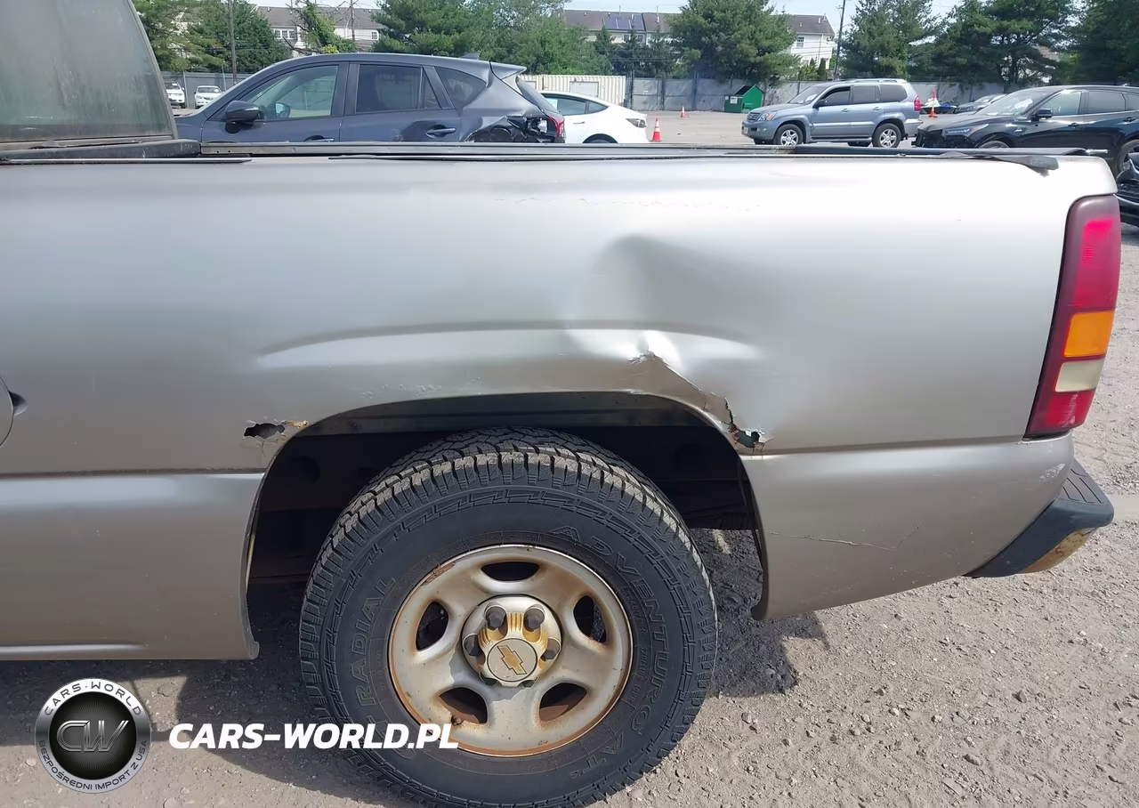 2002 Chevrolet Silverado 1500 VIN:1GCEC14WX2Z105824 - 6
