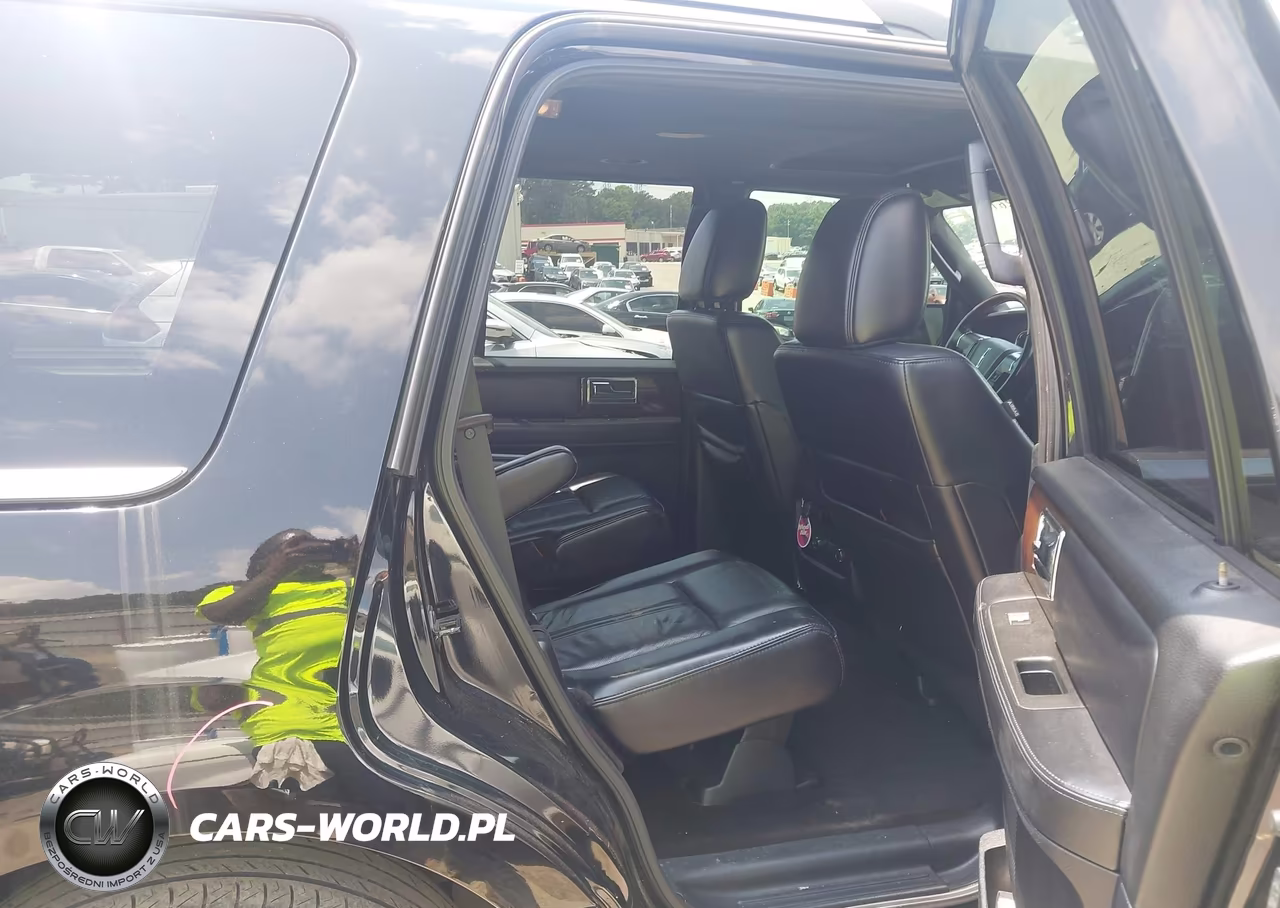 2017 Lincoln Navigator Select VIN:5LMJJ2JT5HEL00758 - 8