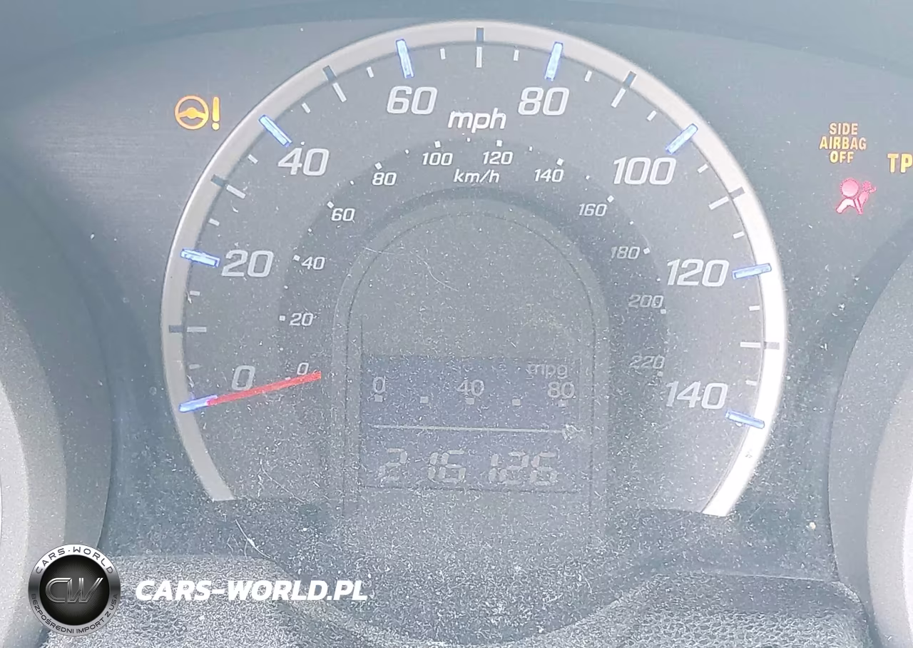 2010 Honda Fit VIN:JHMGE8H2XAS012083 - 16