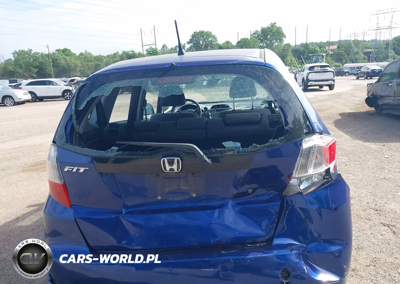 2010 Honda Fit VIN:JHMGE8H2XAS012083 - 17