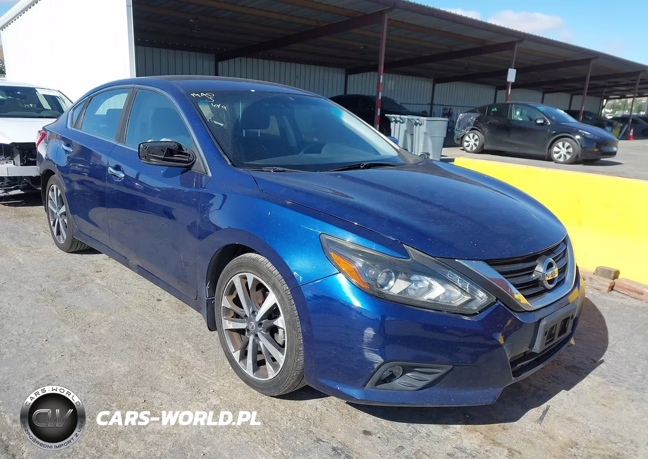 2017 Nissan Altima 2.5 Sr – zdjęcie 1 z 17