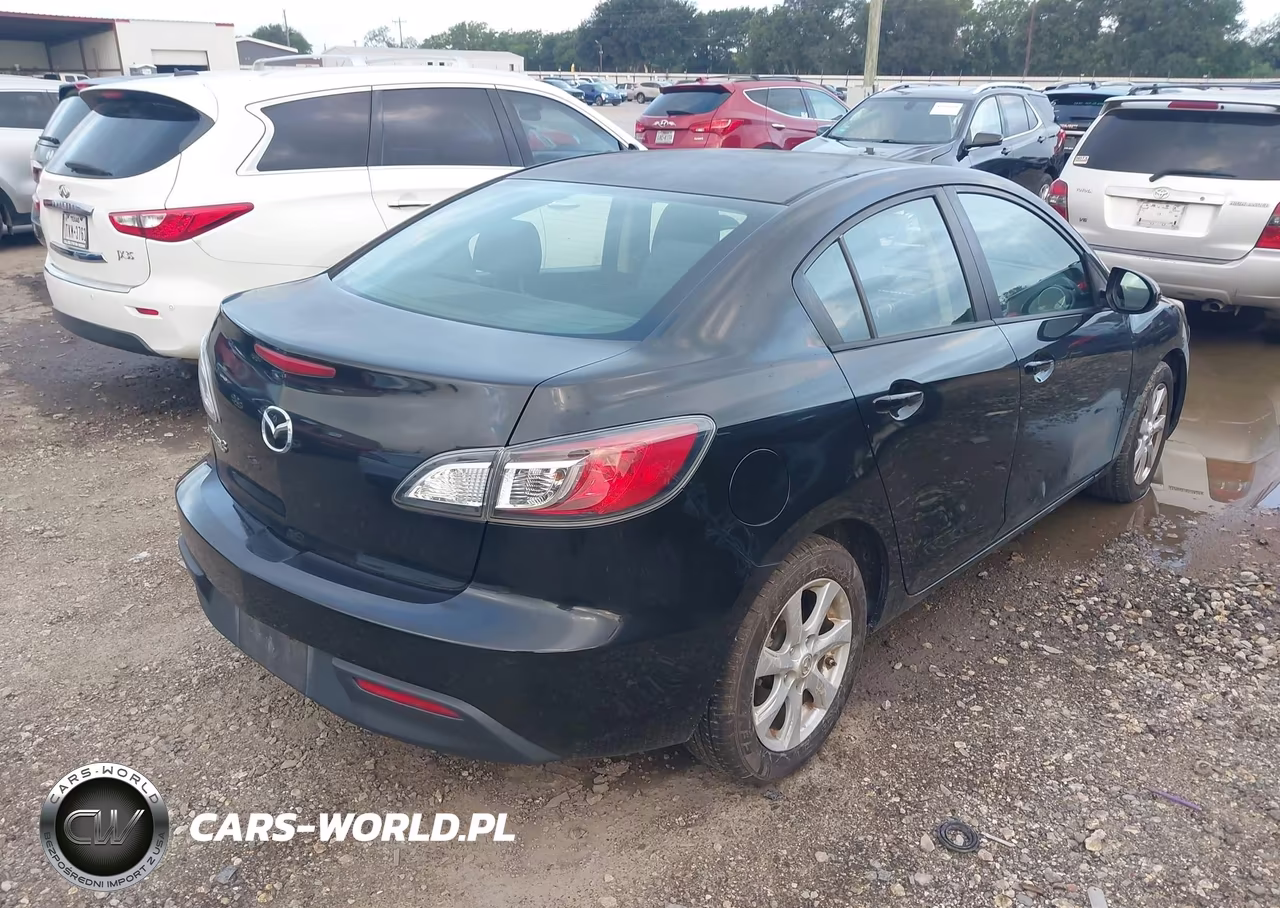 2011 Mazda Mazda3 I Touring VIN:JM1BL1VF4B1386938 - 4
