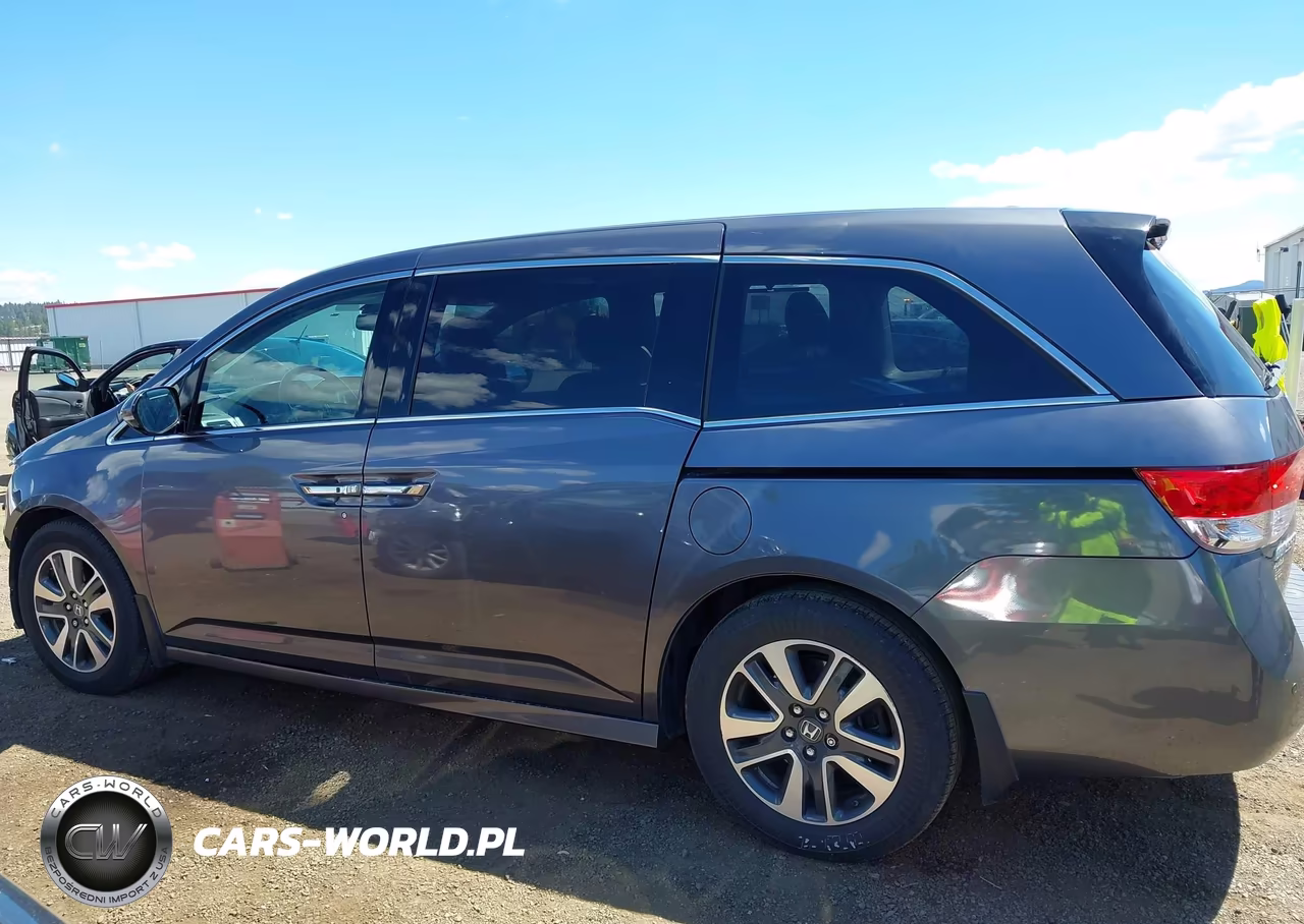 2017 Honda Odyssey Touring-Touring Elite VIN:5FNRL5H98HB001117 - 15