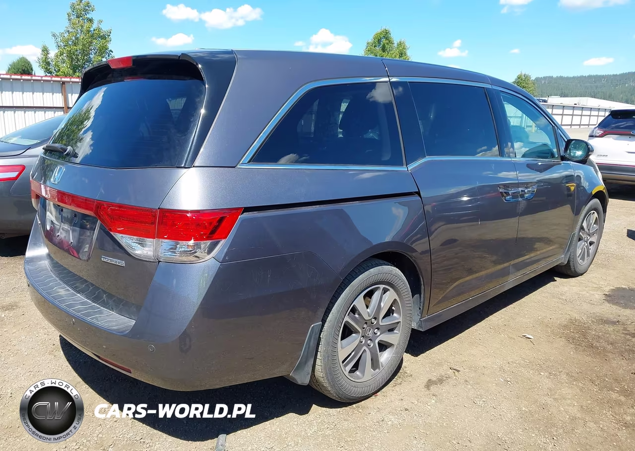 2017 Honda Odyssey Touring-Touring Elite VIN:5FNRL5H98HB001117 - 4