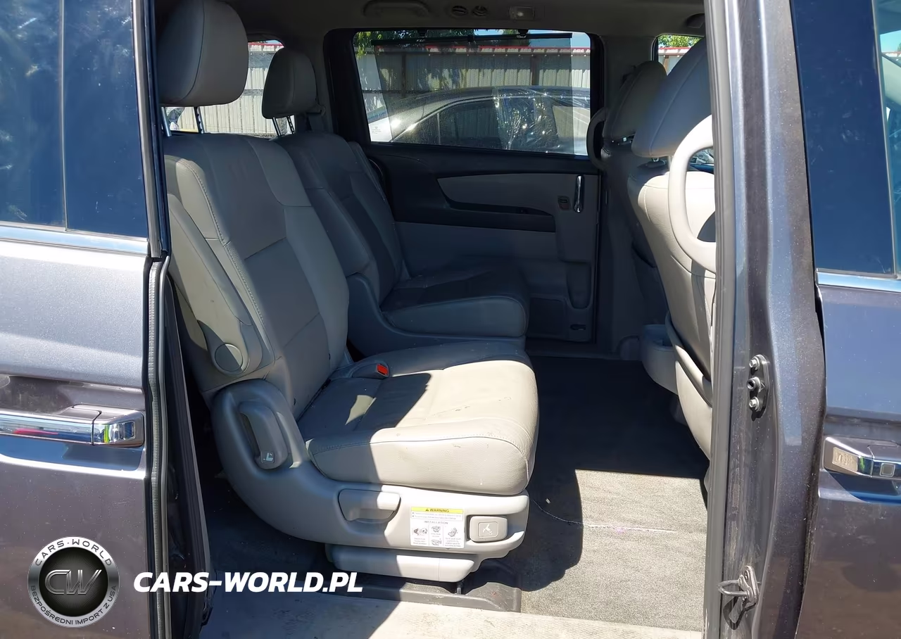 2017 Honda Odyssey Touring-Touring Elite VIN:5FNRL5H98HB001117 - 8