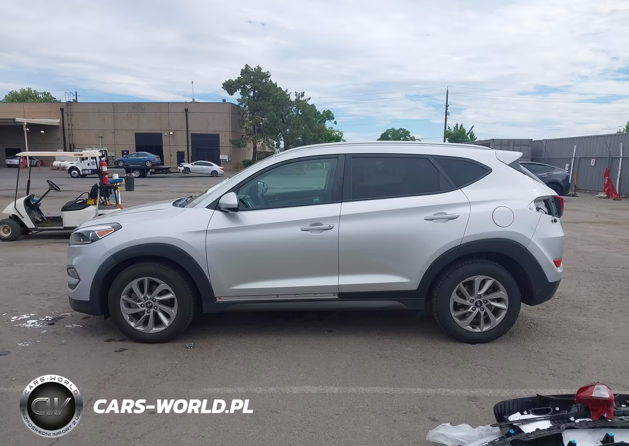 2016 Hyundai Tucson Se VIN:KM8J33A48GU116723 - 15