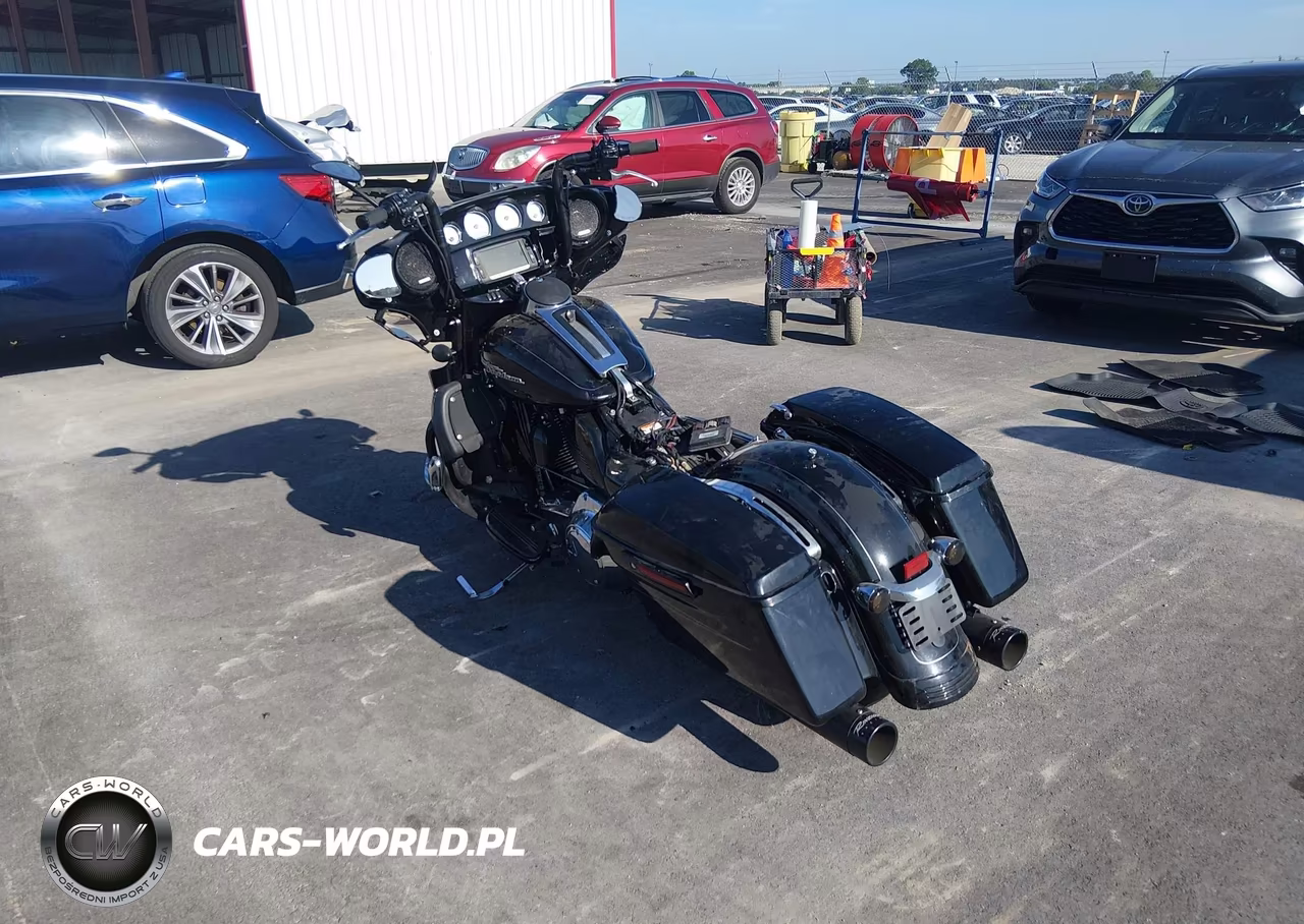 2015 Harley-Davidson Flhxs Street Glide Special VIN:1HD1KRM11FB653115 - 3