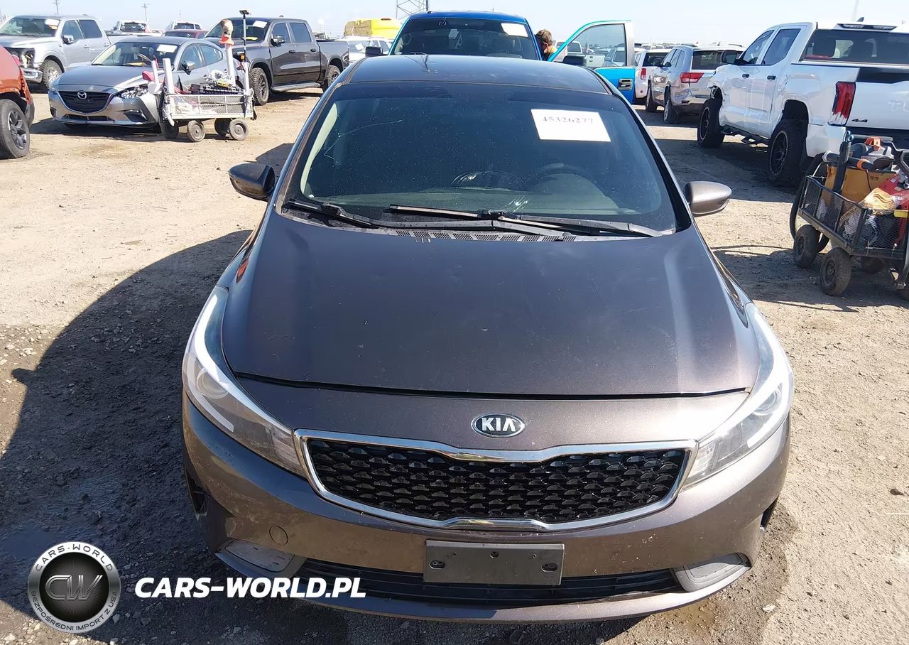 2018 Kia Forte Lx VIN:3KPFL4A70JE169030 - 12