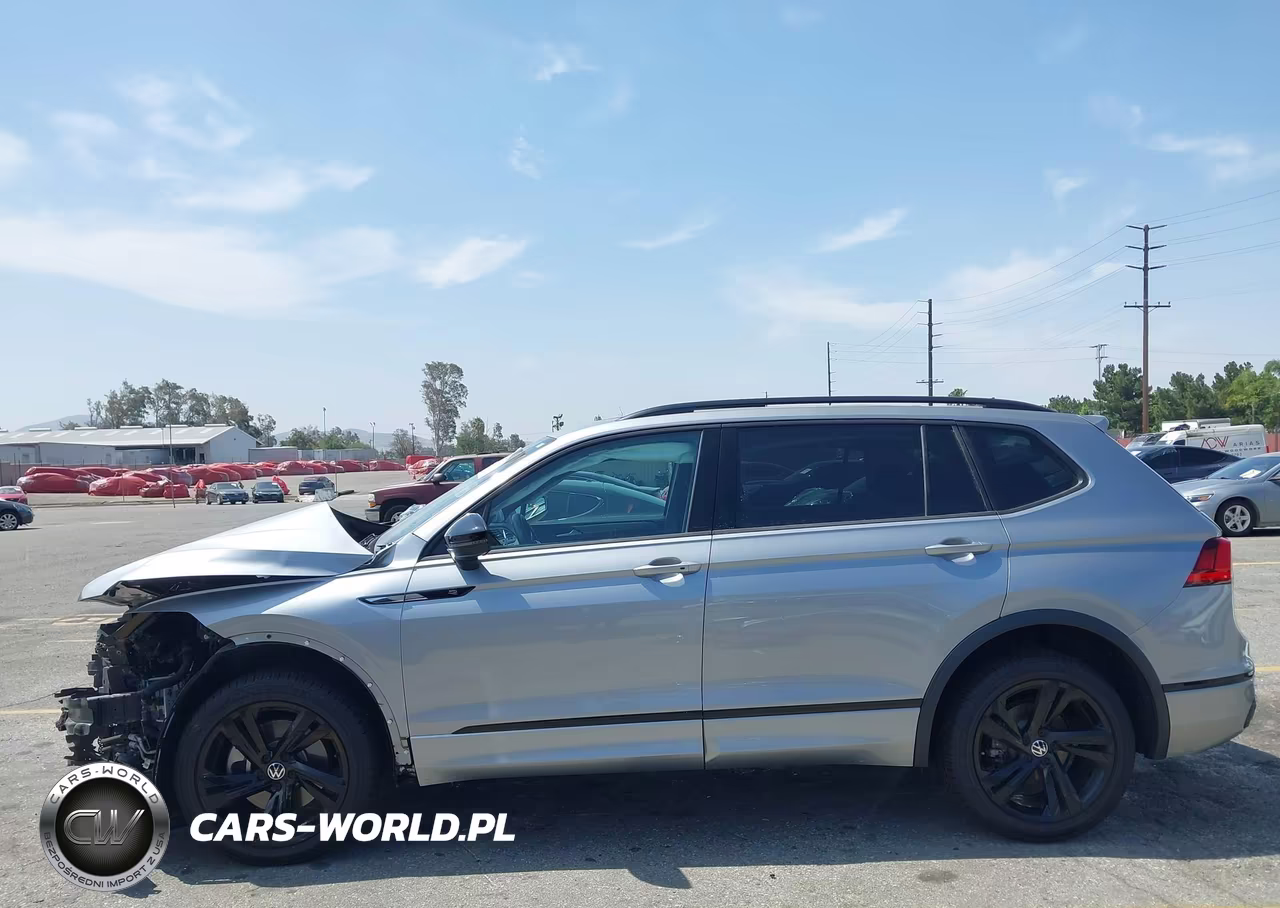 2023 Volkswagen Tiguan 2.0T Se R-Line Black VIN:3VVCB7AX9PM002222 - 15