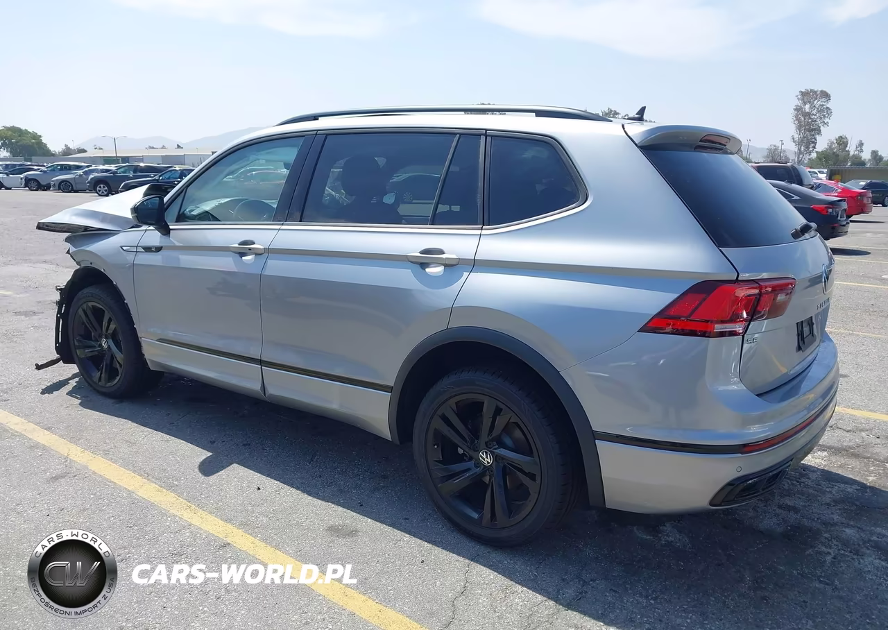 2023 Volkswagen Tiguan 2.0T Se R-Line Black VIN:3VVCB7AX9PM002222 - 3