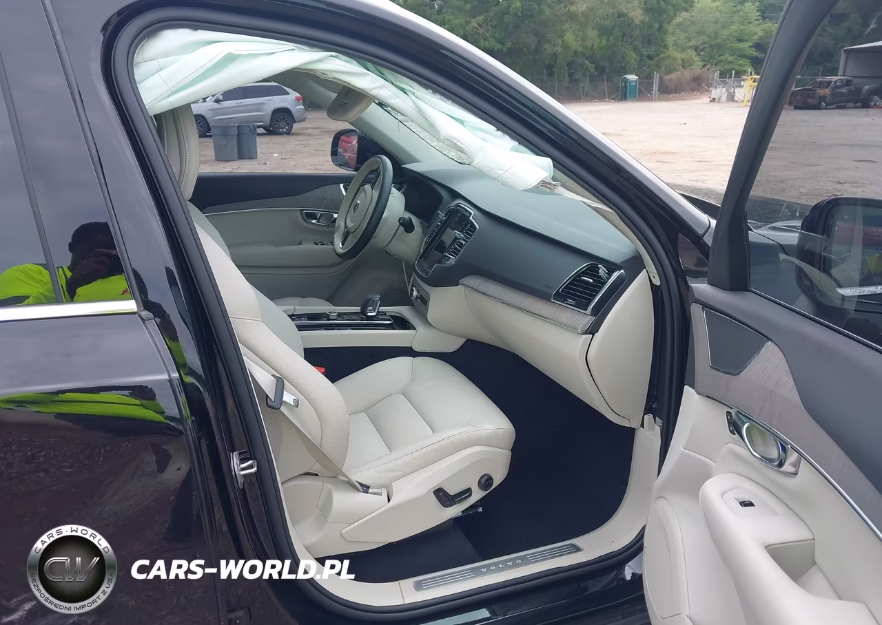 2025 Volvo Xc90 Plug-In Hybrid Plus VIN:YV4H60PE2S1307005 - 5