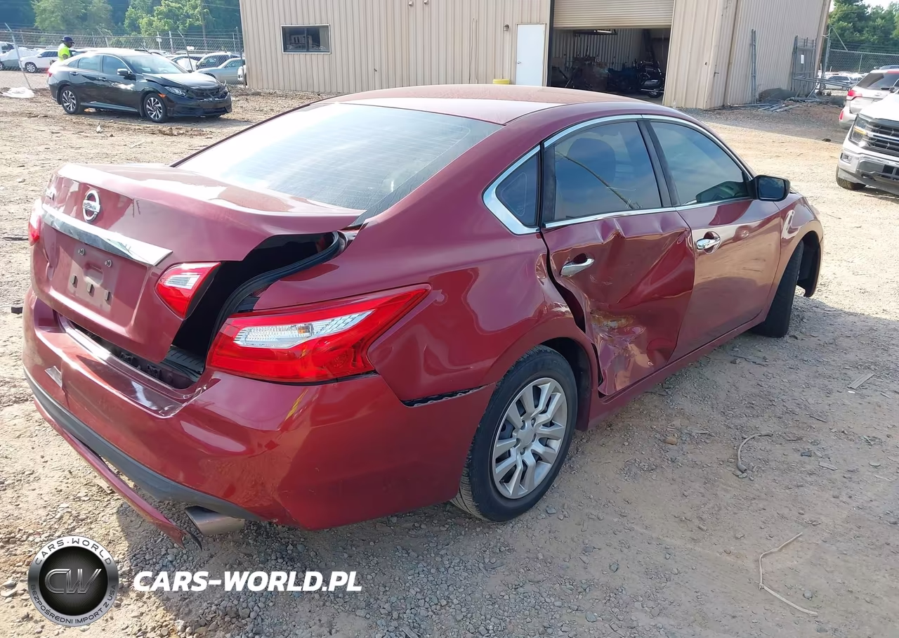 2017 Nissan Altima 2.5 S VIN:1N4AL3AP9HC151878 - 4