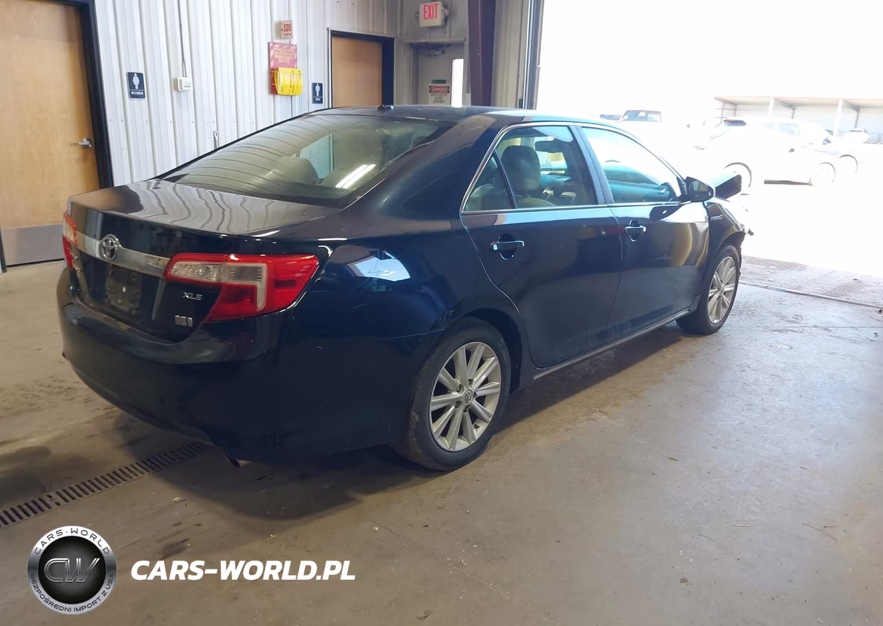 2013 Toyota Camry Hybrid Xle VIN:4T1BD1FK3DU093599 - 4