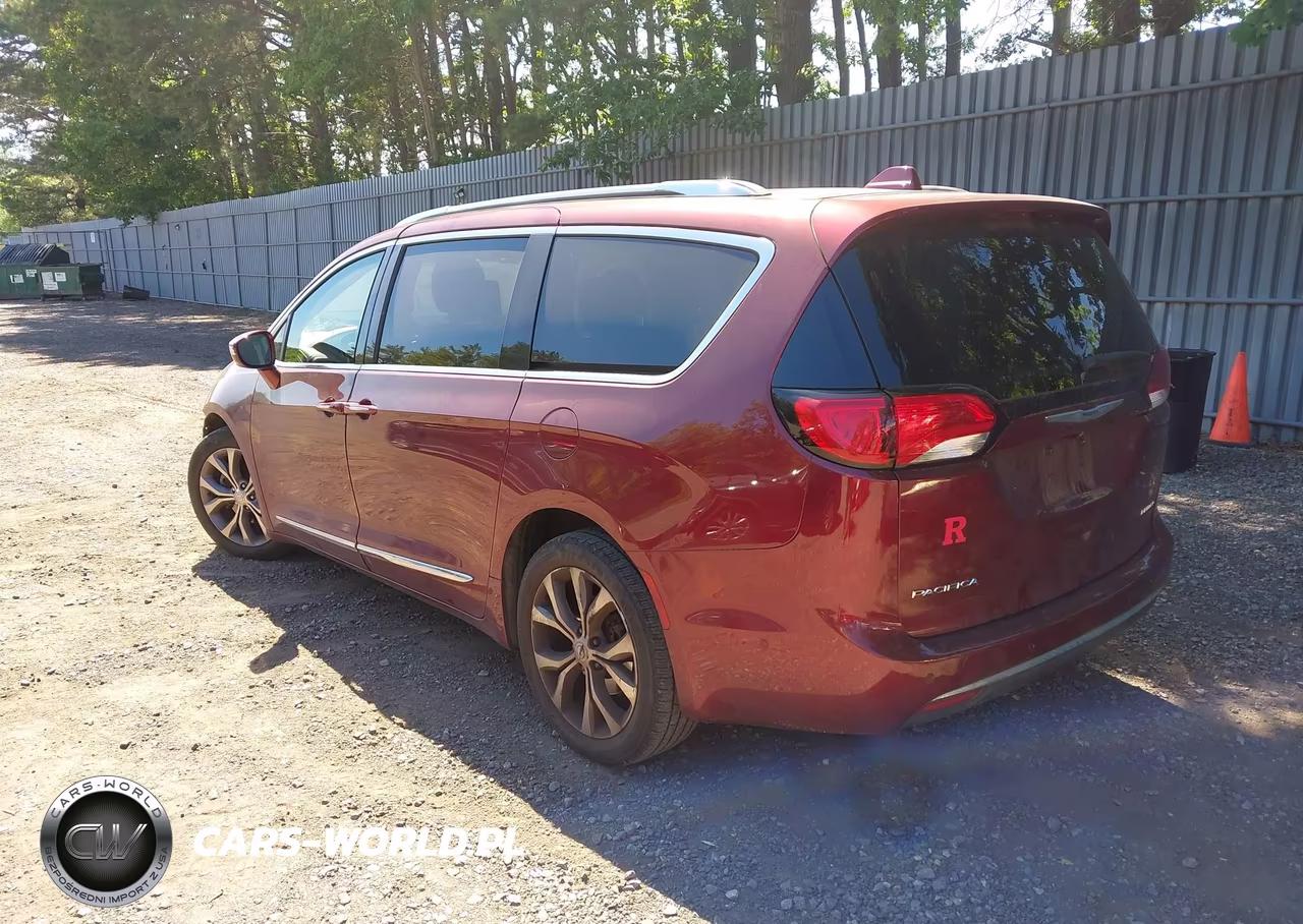 2019 Chrysler Pacifica Limited VIN:2C4RC1GG3KR537848 - 3