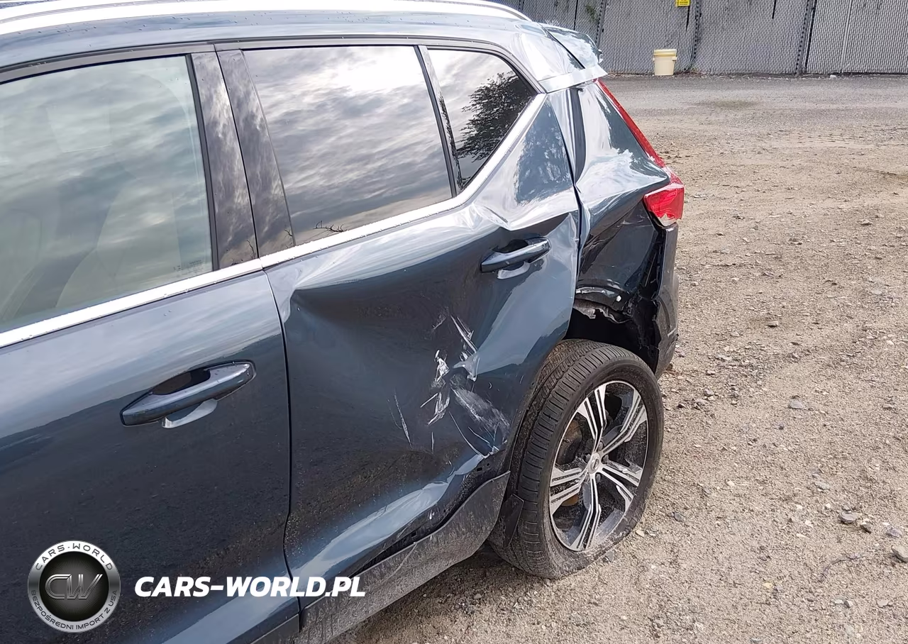 2022 Volvo Xc40 T5 Inscription VIN:YV4162UL1N2772714 - 17
