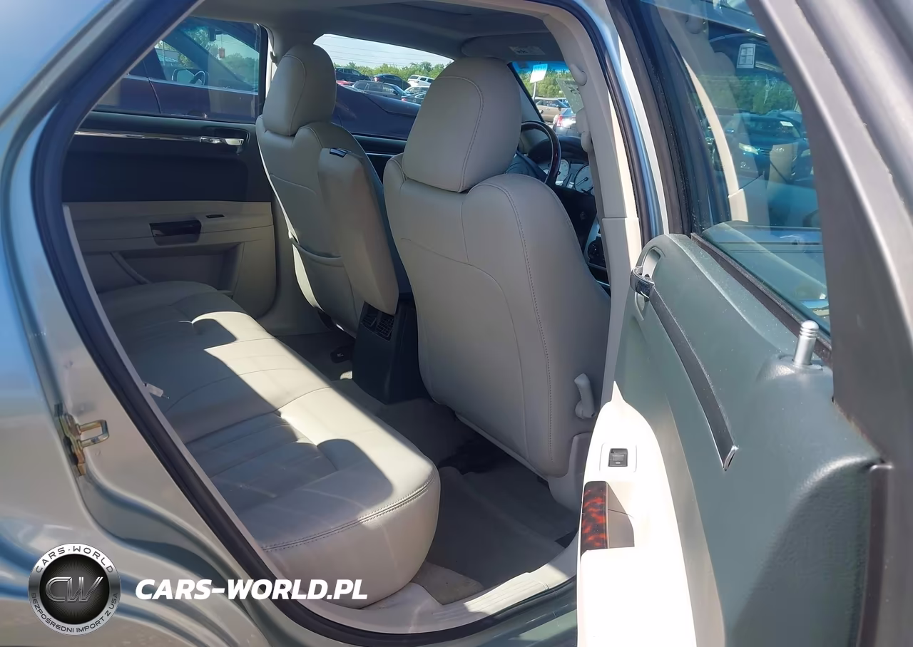 2006 Chrysler 300C VIN:2C3KA63H36H281861 - 8