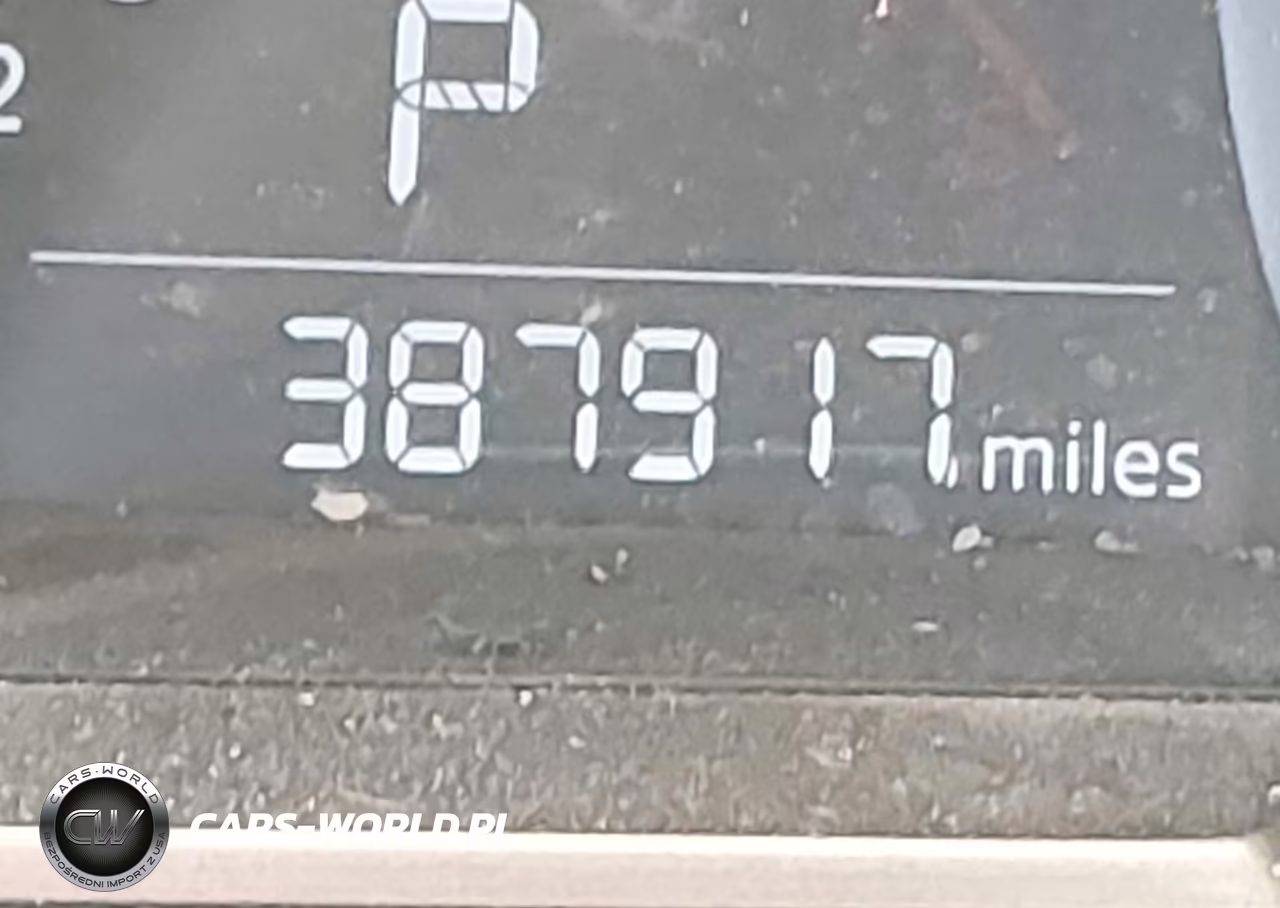 2019 Toyota Yaris Le VIN:3MYDLBYV6KY510240 - 15