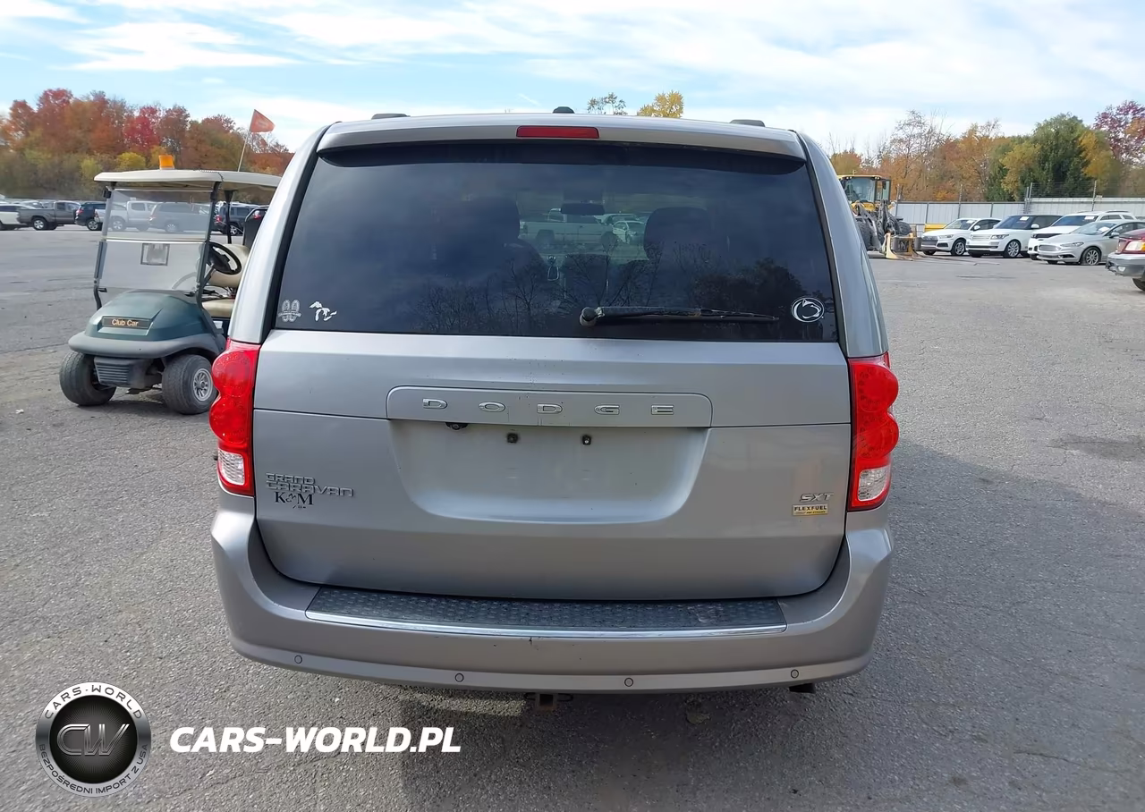 2015 Dodge Grand Caravan Sxt VIN:2C4RDGCG1FR533129 - 16