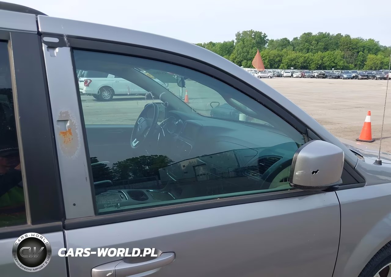 2015 Dodge Grand Caravan Sxt VIN:2C4RDGCG1FR533129 - 19