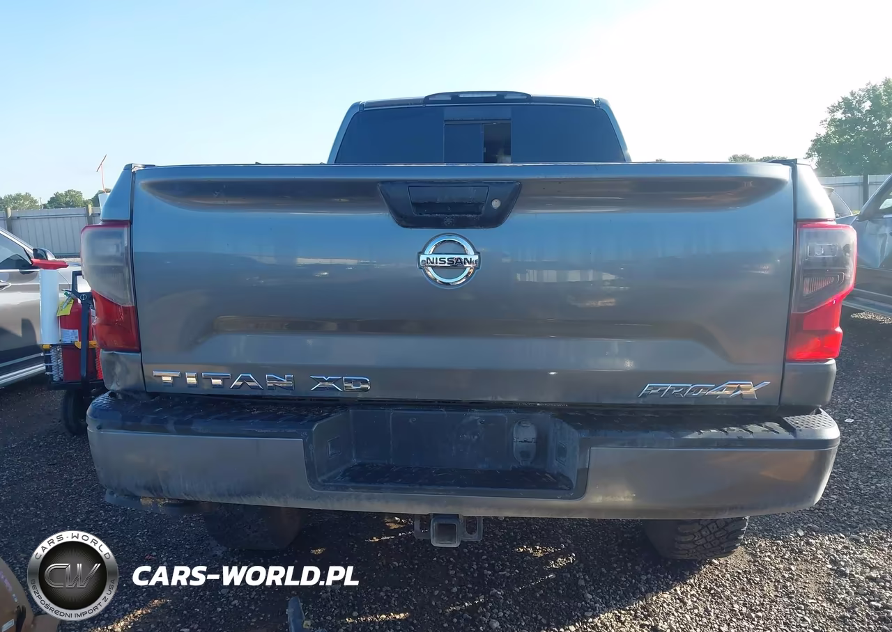 2018 Nissan Titan Xd Pro-4X Diesel VIN:1N6BA1F49JN527266 - 17