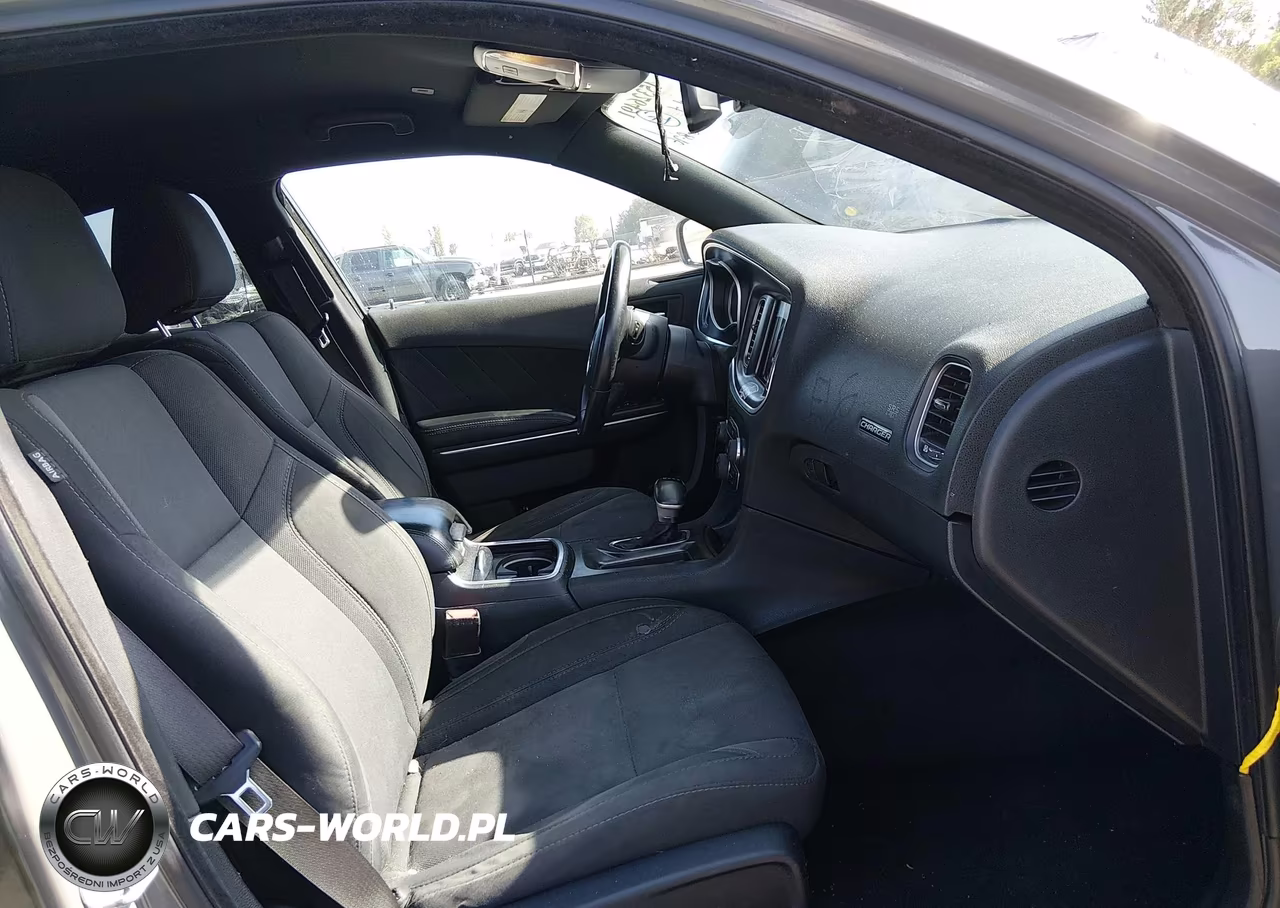2018 Dodge Charger Sxt Plus Rwd VIN:2C3CDXHG8JH125826 - 5