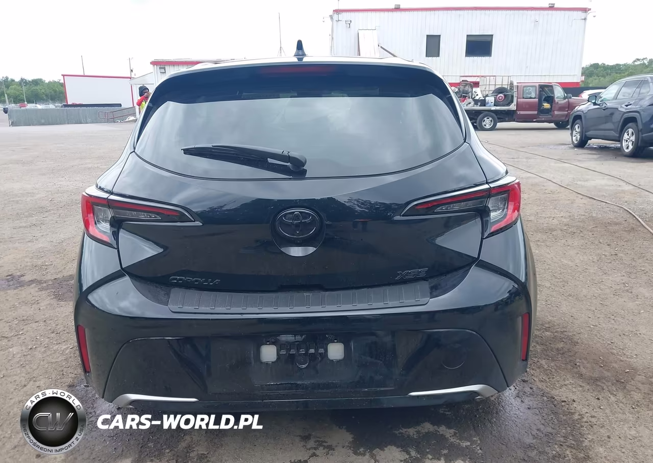 2025 Toyota Corolla Xse VIN:JTNC4MBE1S3253598 - 17
