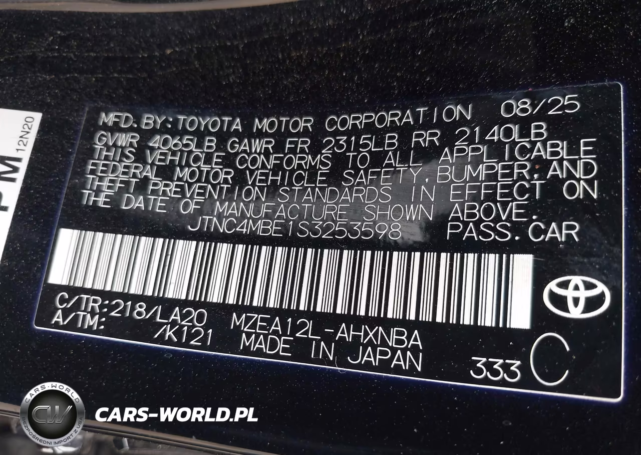 2025 Toyota Corolla Xse VIN:JTNC4MBE1S3253598 - 9