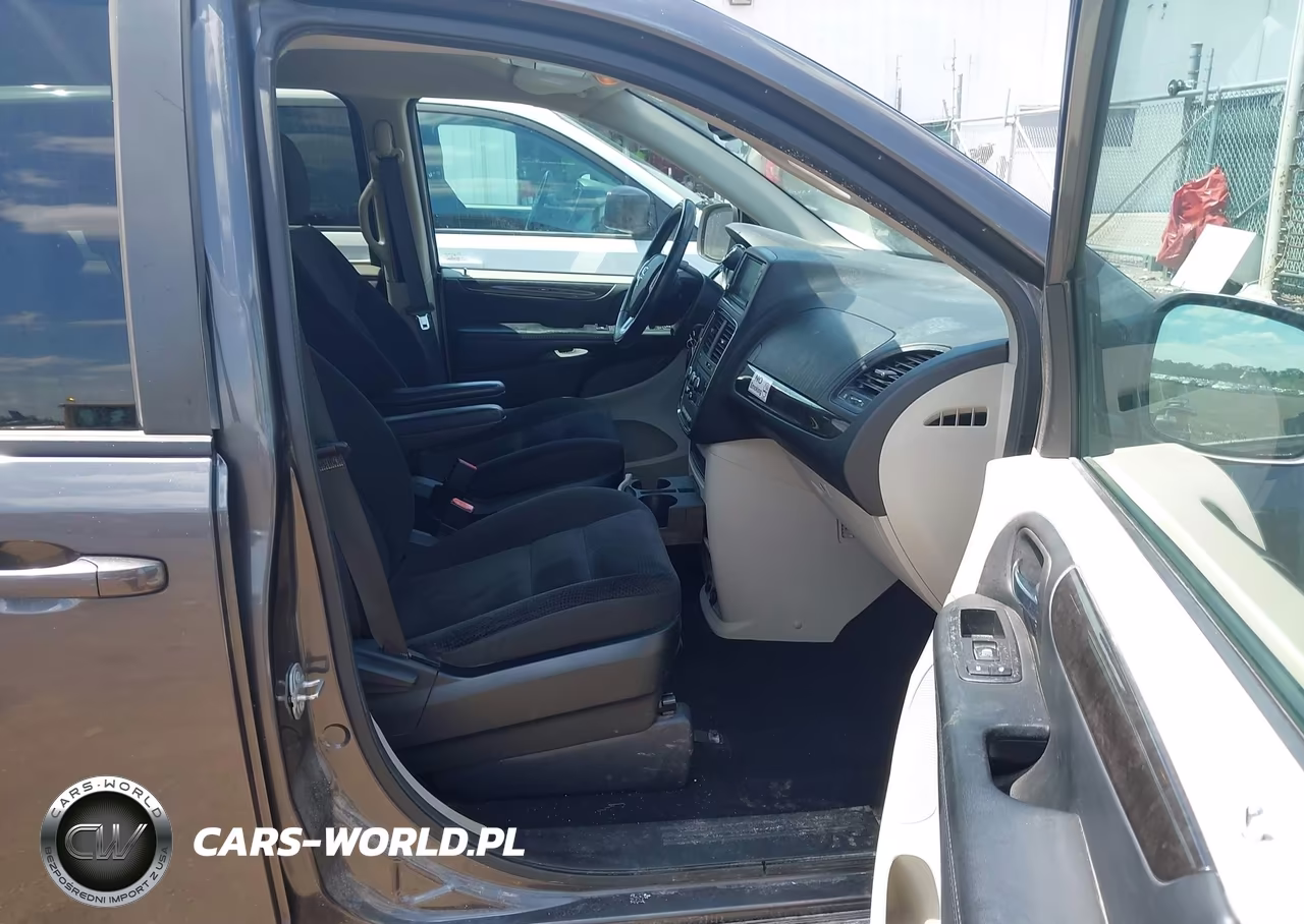2018 Dodge Grand Caravan Se VIN:2C4RDGBG6JR254883 - 5