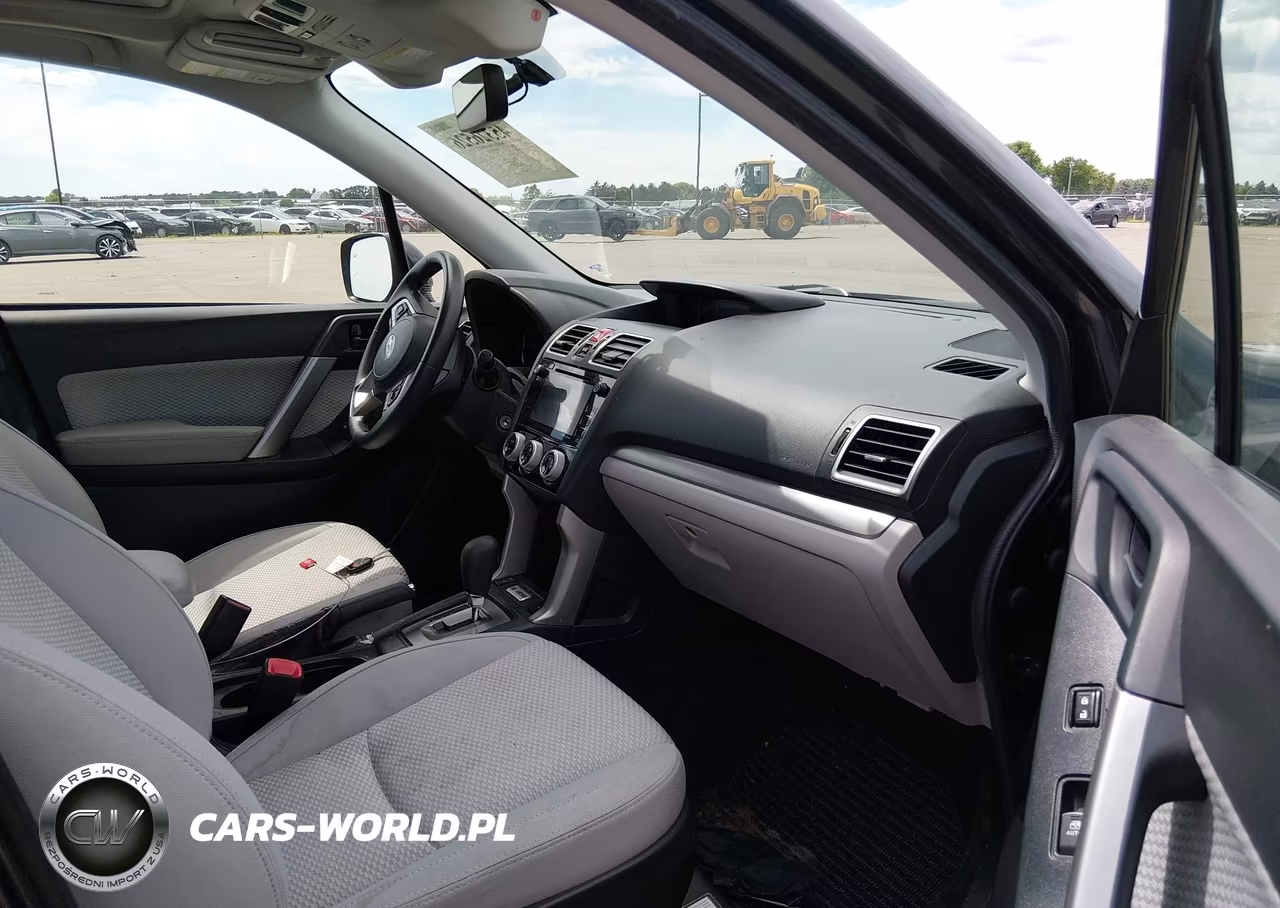 2018 Subaru Forester 2.5I Premium VIN:JF2SJAGC2JH592517 - 5