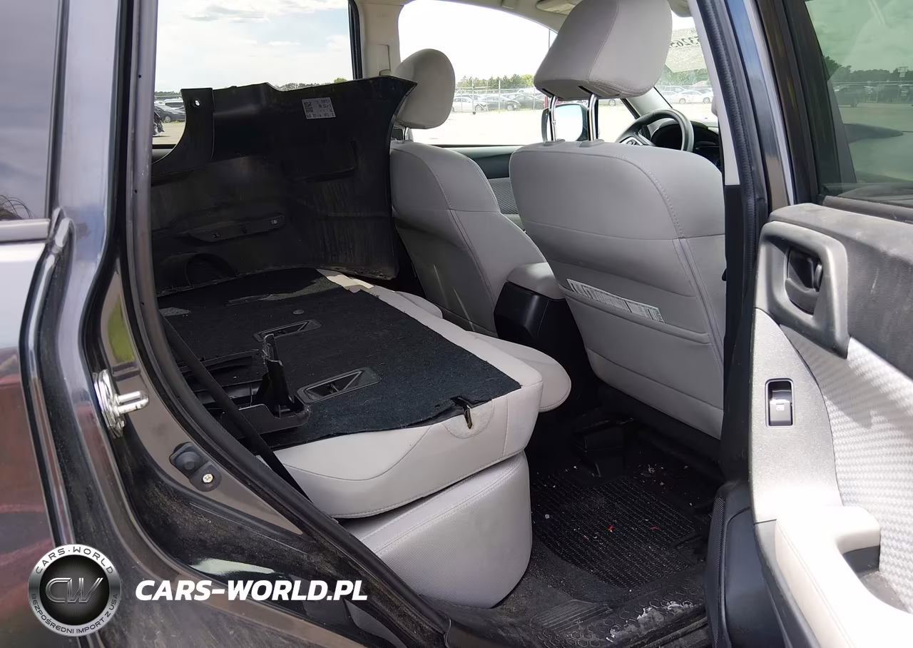 2018 Subaru Forester 2.5I Premium VIN:JF2SJAGC2JH592517 - 8