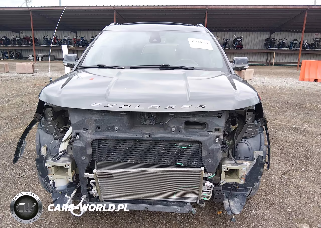 2018 Ford Explorer Sport VIN:1FM5K8GT9JGC34995 - 13