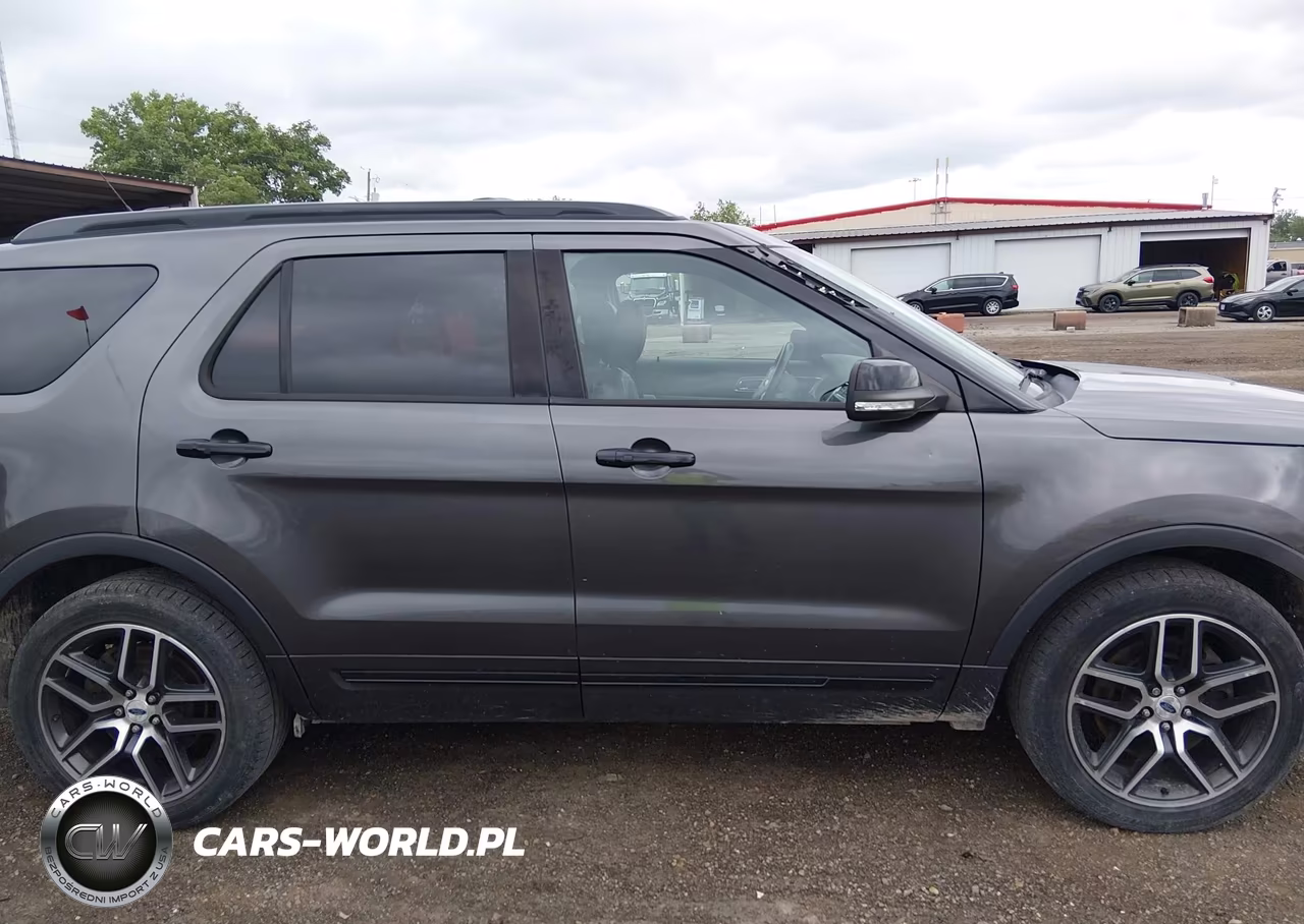 2018 Ford Explorer Sport VIN:1FM5K8GT9JGC34995 - 14