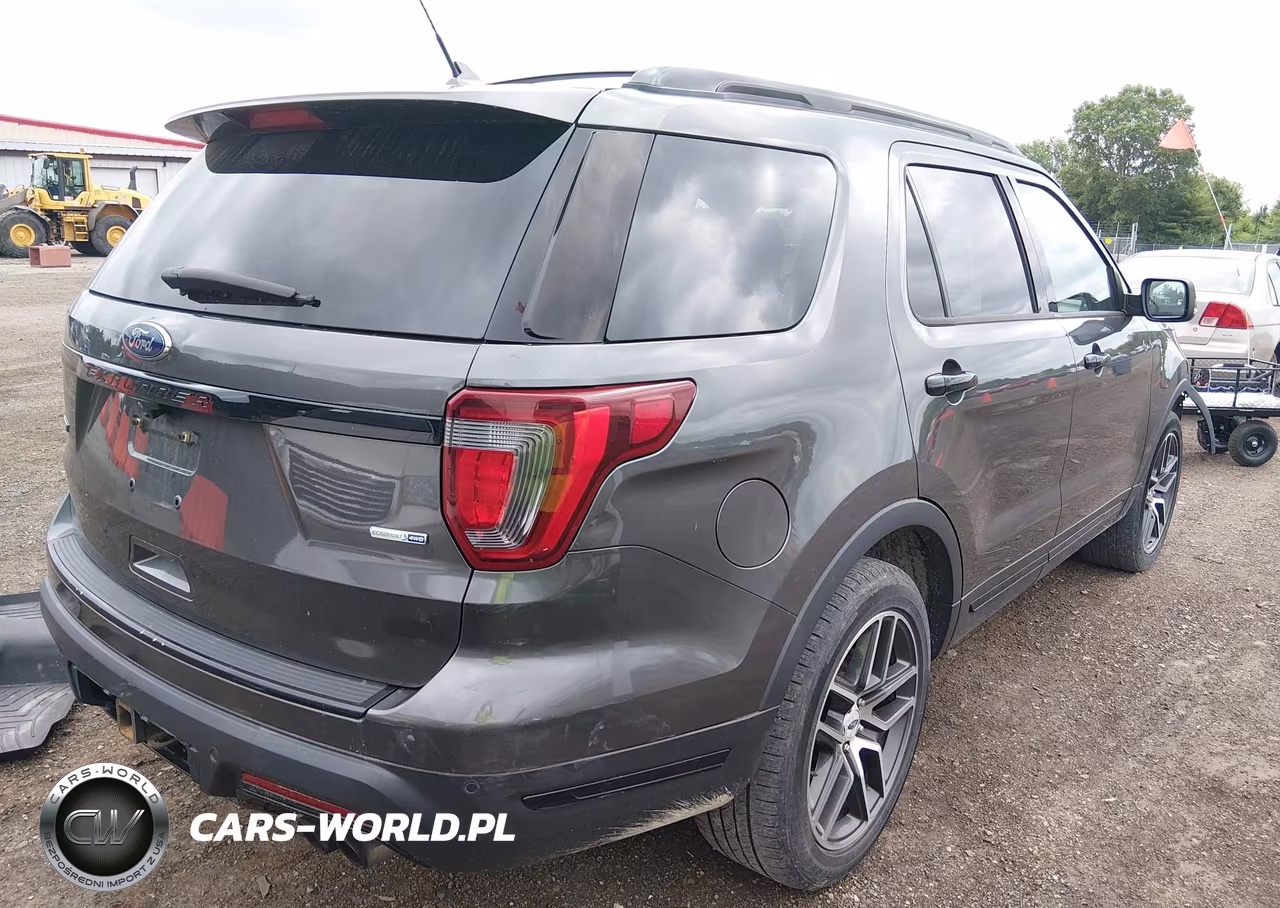 2018 Ford Explorer Sport VIN:1FM5K8GT9JGC34995 - 4