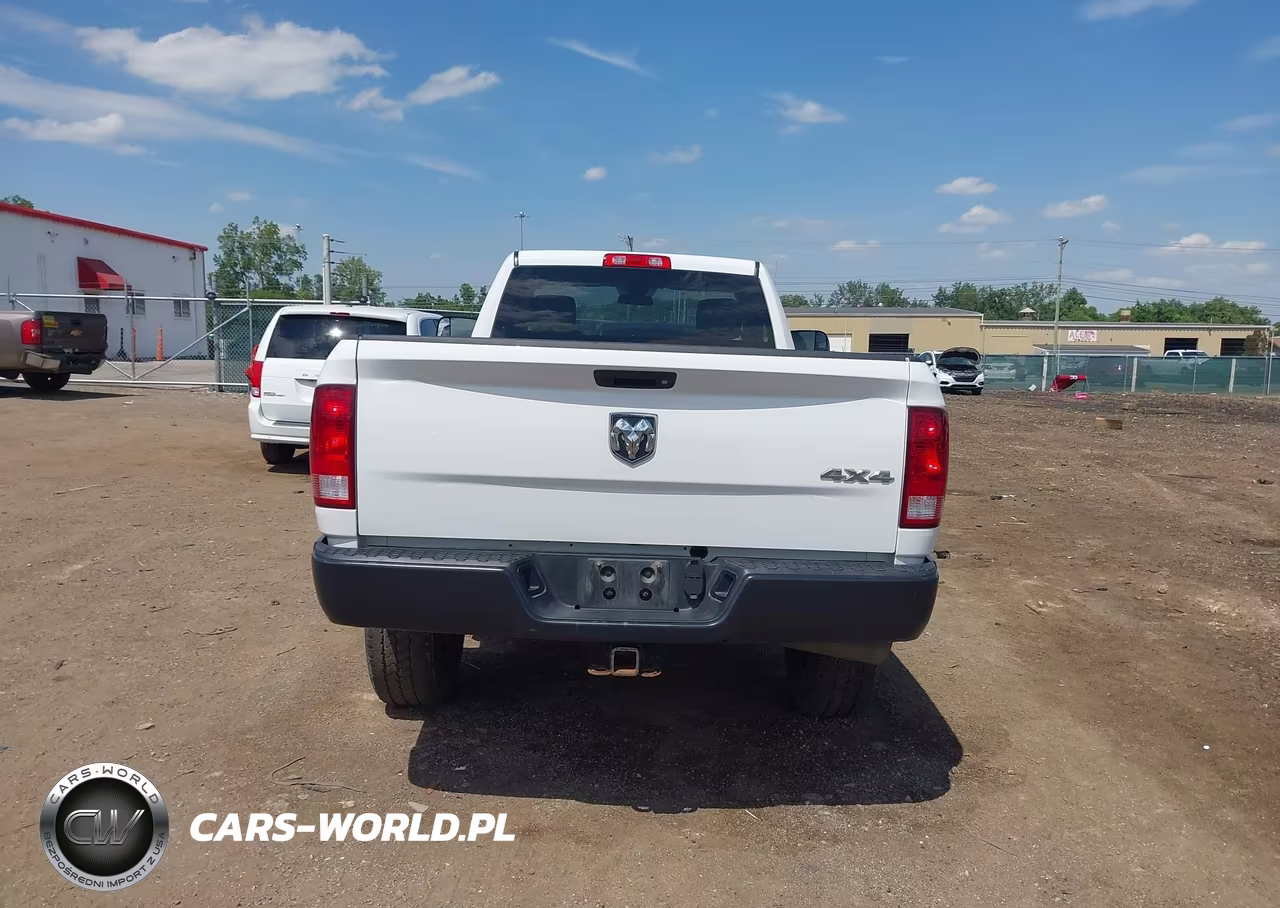 2017 Ram 3500 Tradesman 4X4 8' Box VIN:3C63R3AL2HG788940 - 16
